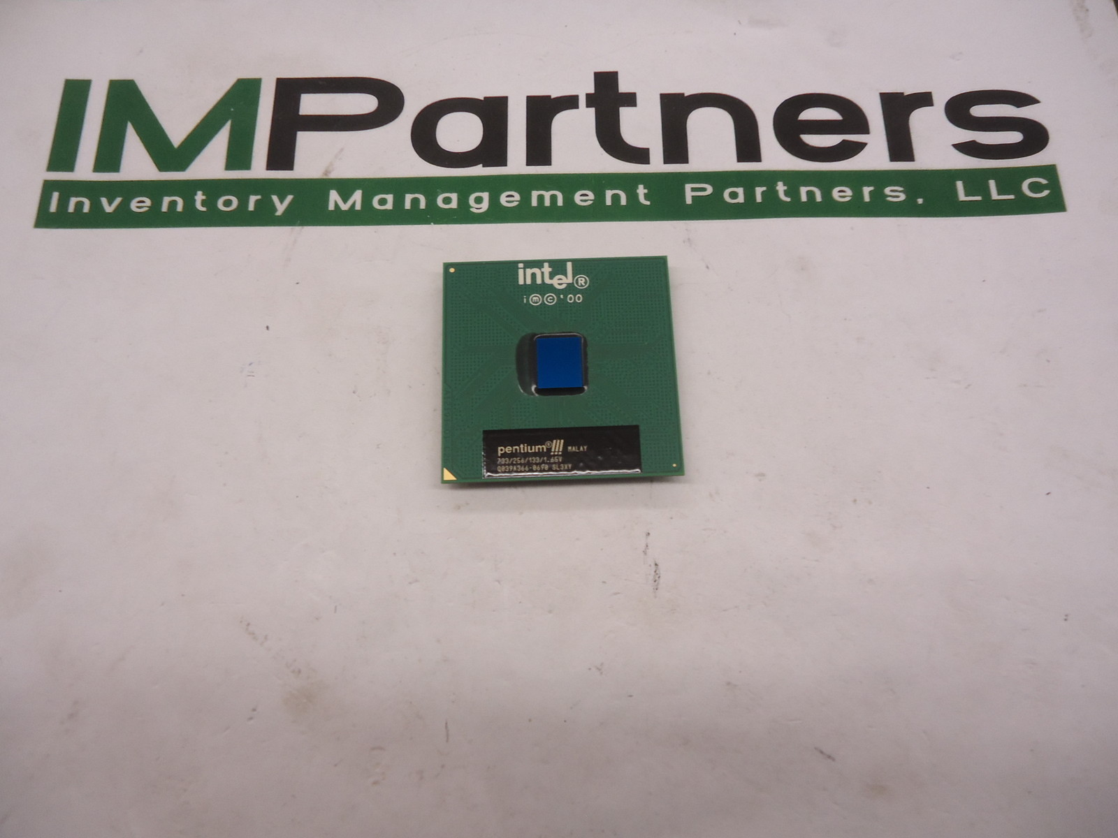 RB80526PZ733256, Intel, step code - SL3XY, Brand New!