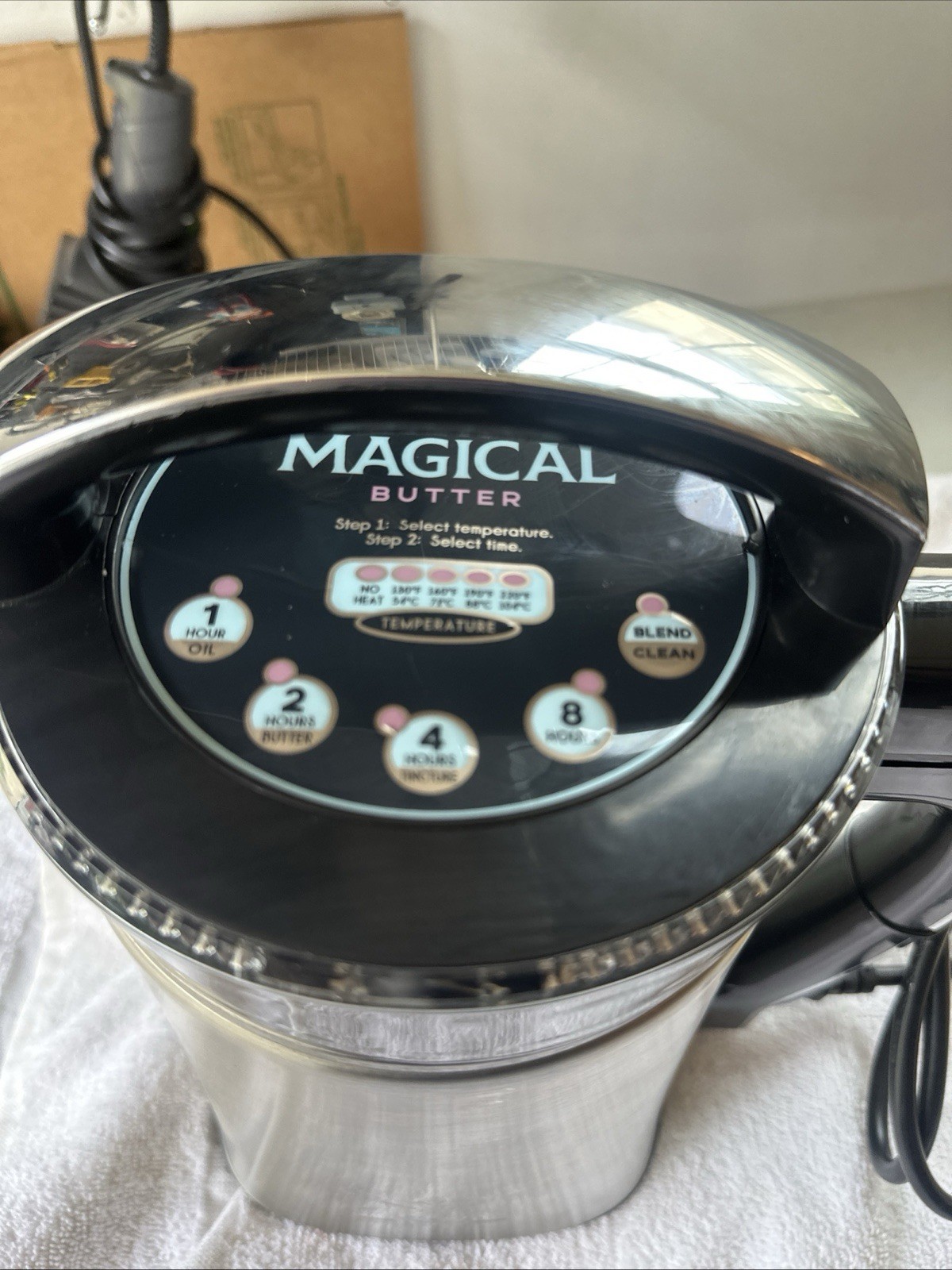 Magical Butter Machine MB2e Magic Maker 2 Herbal Extractor Oil Tincture Edibles