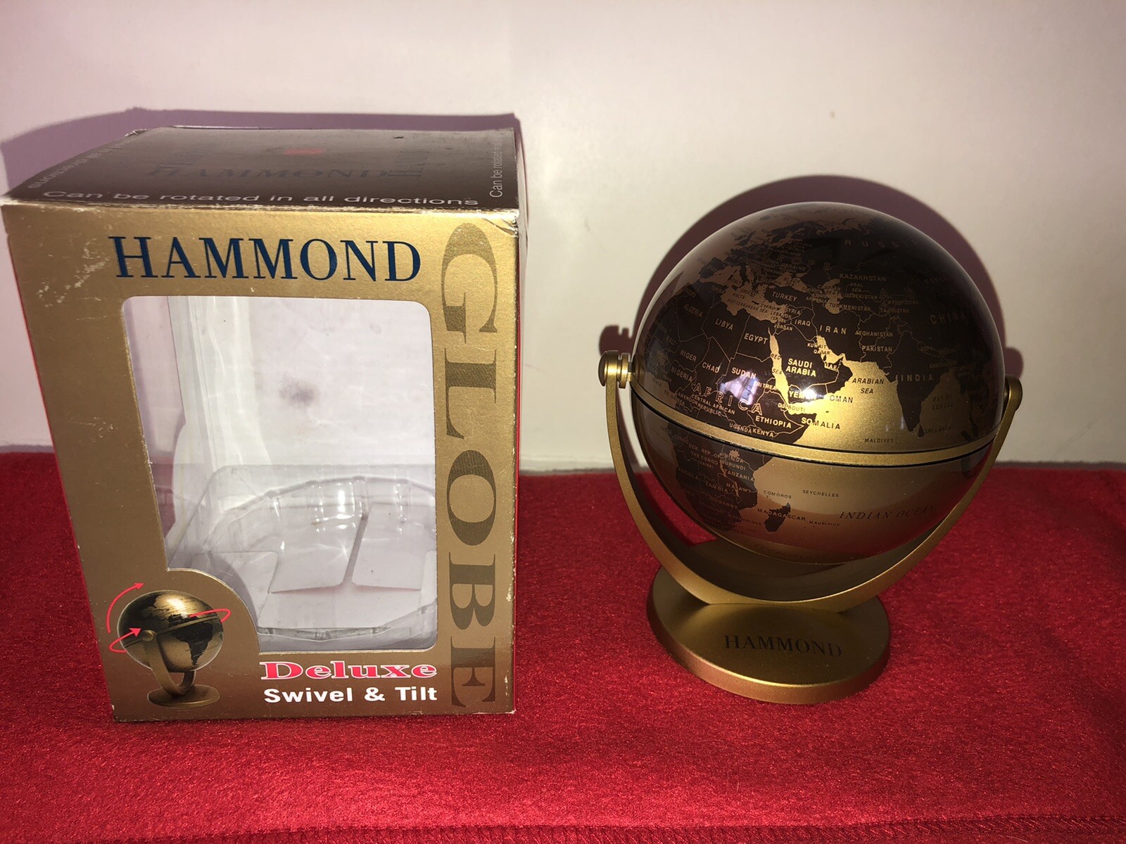NIB HAMMOND DELUX SWIVEL & TILT GOLD & BLACK GLOBE PLASTIC 5.5” X 3” DESK ACCESS