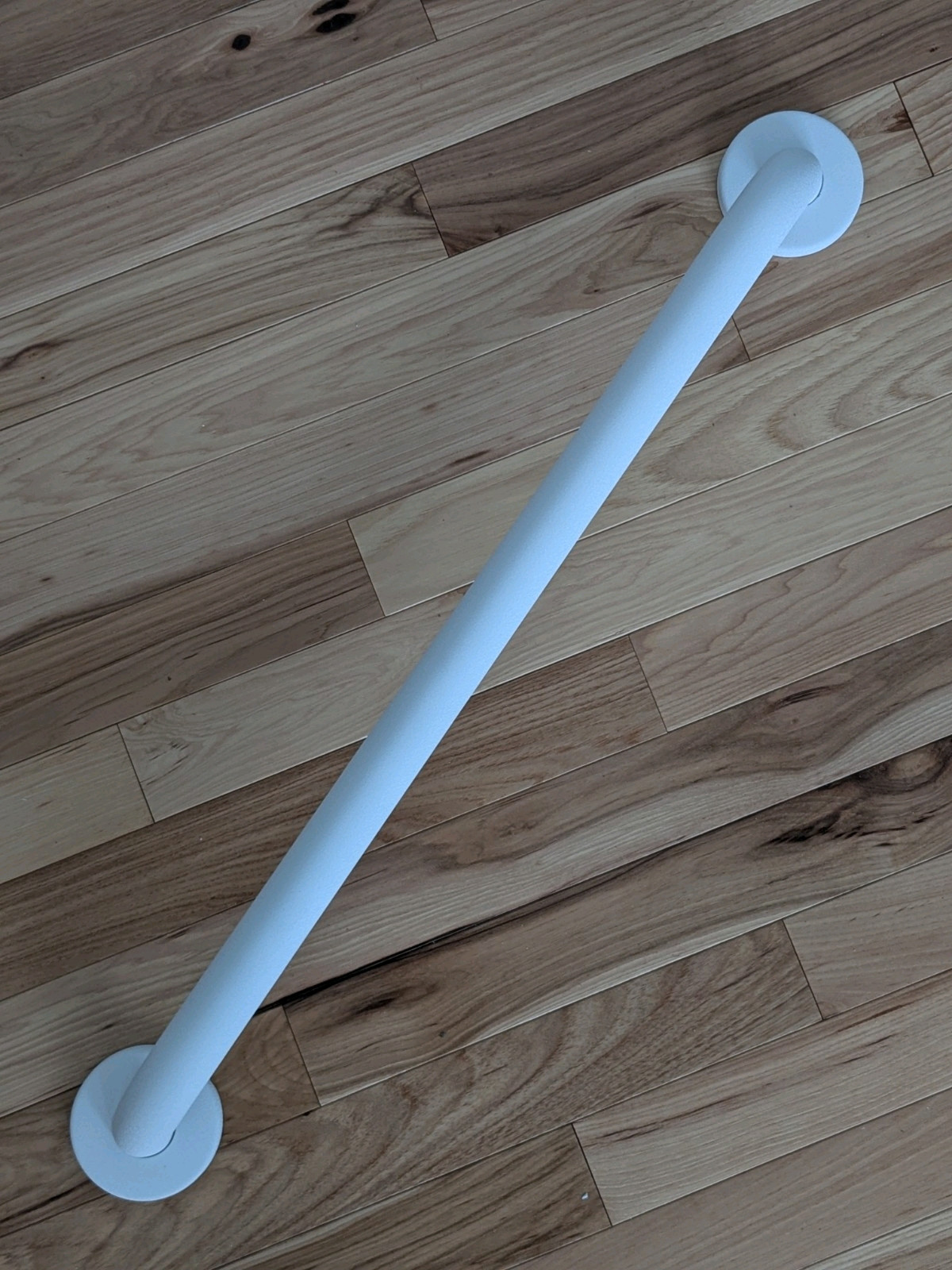 NEW!  MOEN 24" Grab Bar for Bathroom Shower Toilet, White Metal Textured Finish