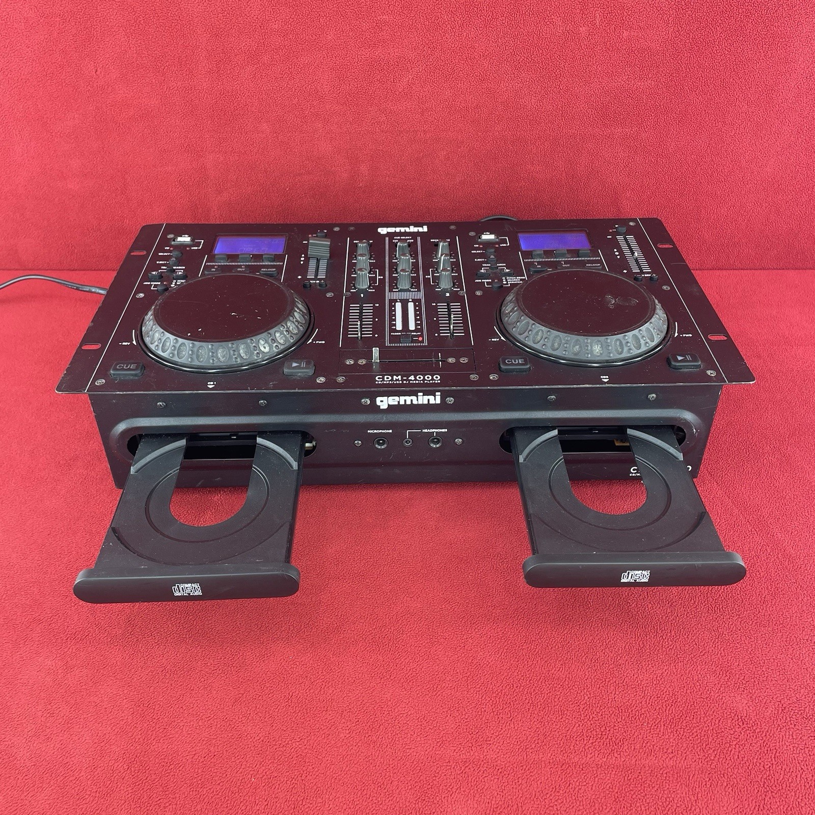 Gemini CDM-4000 Dual CD/USB DJ Media Player Console Only Half Usable