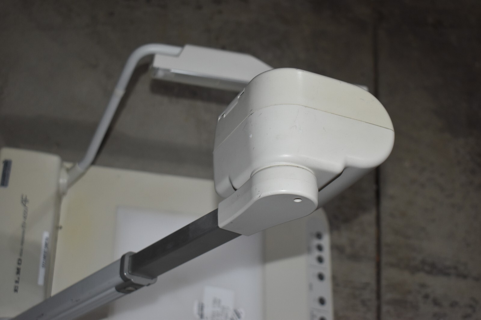 Elmo Auto Focus Overhead Visual Presenter Camera Projector Model EV-400AF