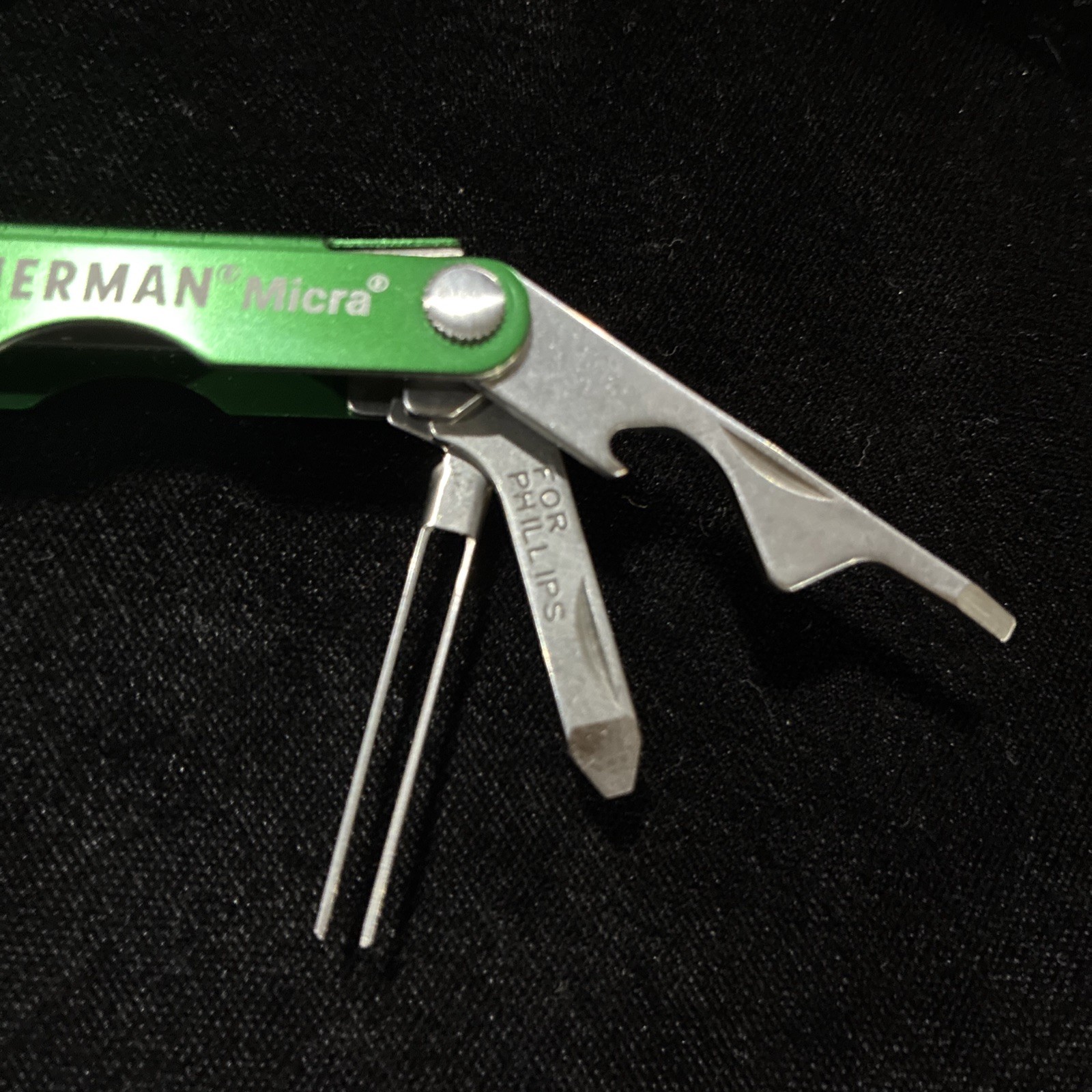 Leatherman JOHN DEERE Micra Multitool Green *Rare* 2010 NEW