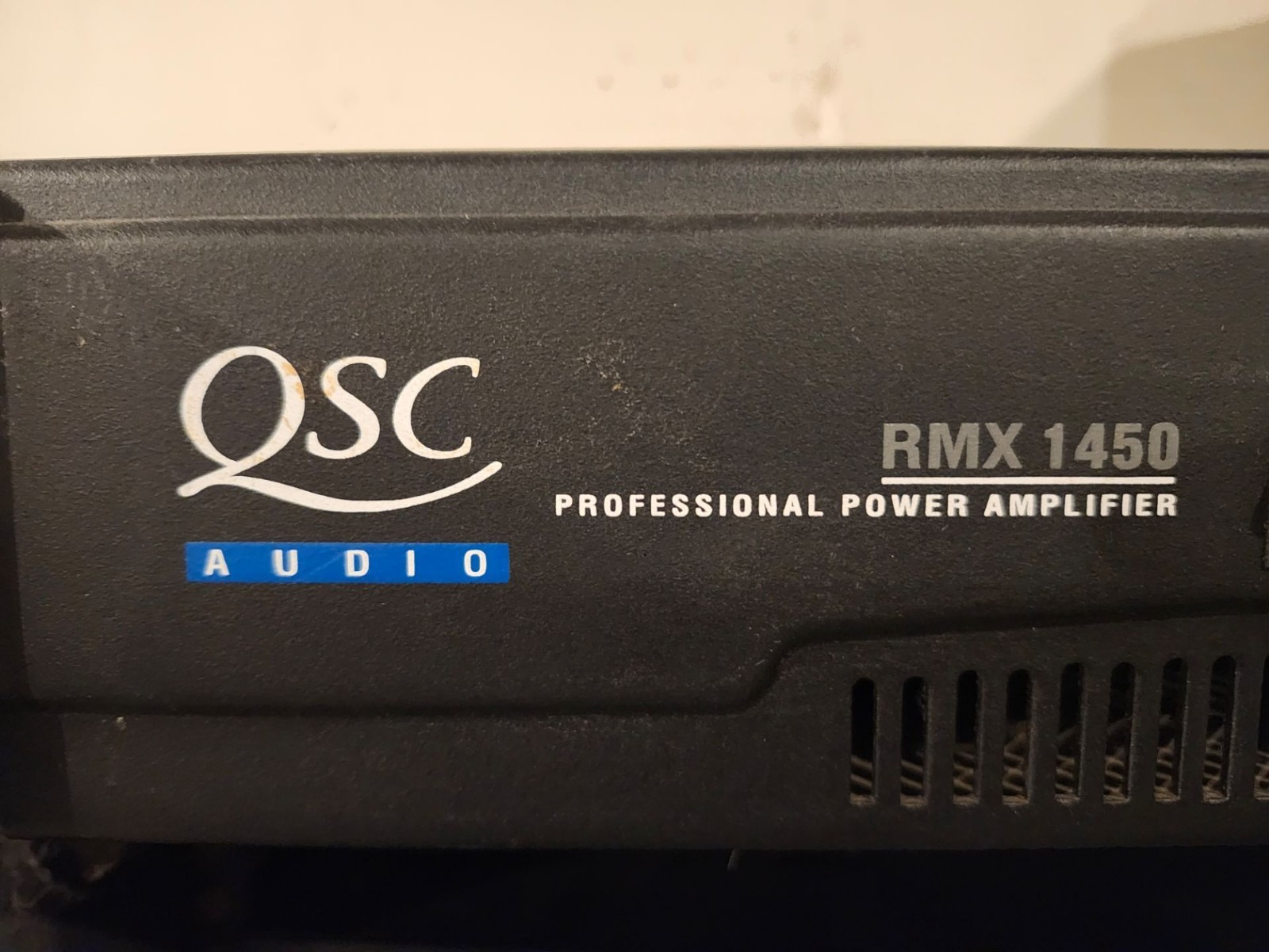 QSC RMX1450 Amplifier 1400 Watts