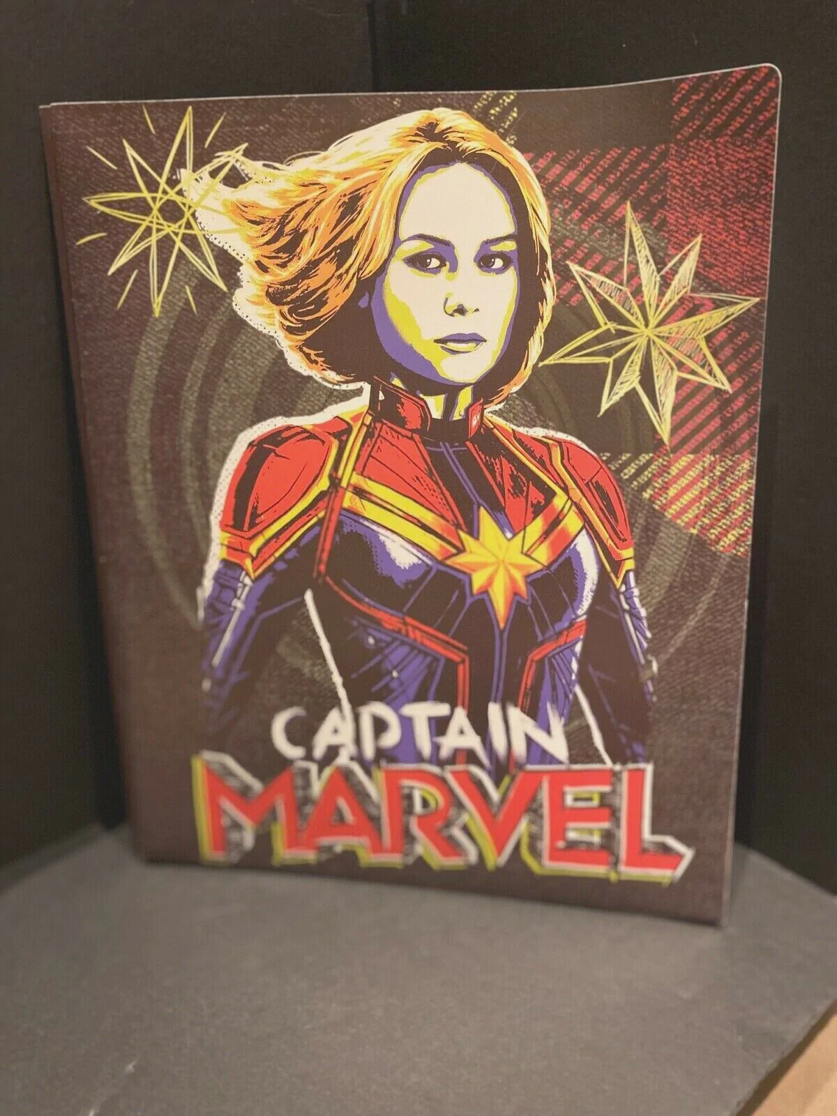 2 Marvel Captain Marvel 3 Prog Poly Folders NEW