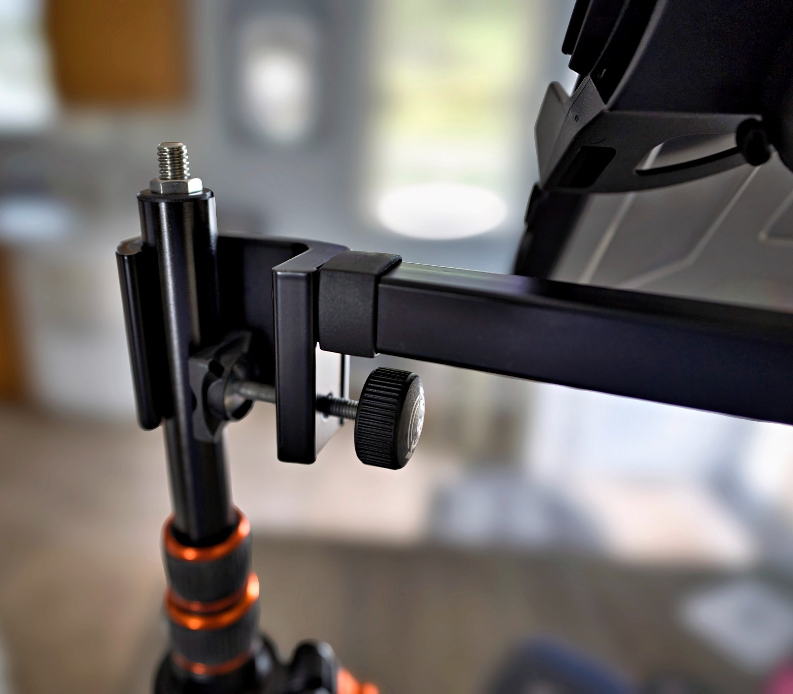 K&M Mic Stand iPad/Microsoft Surface Tablet Mount Excellent