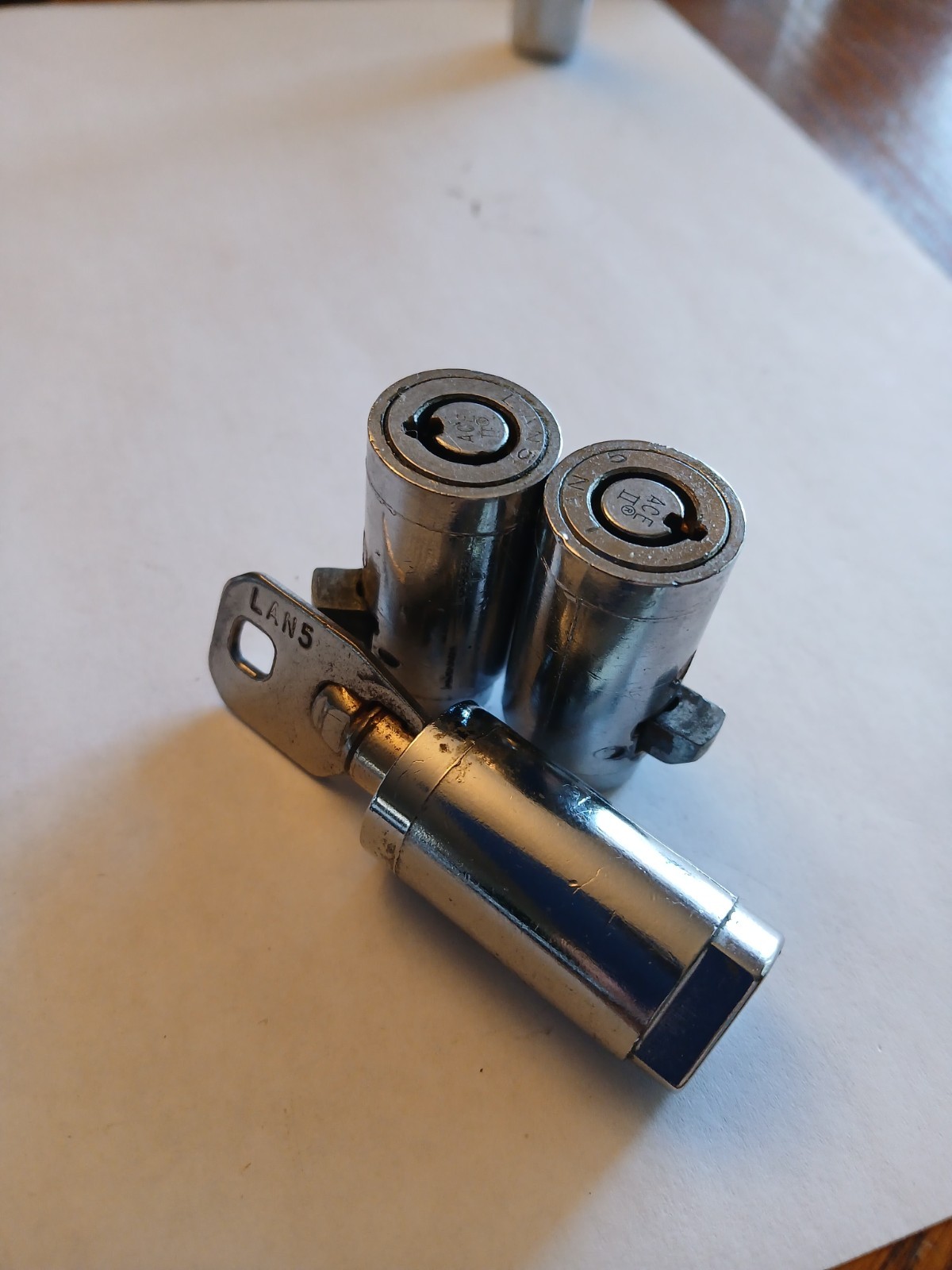 Snack soda drink vending machine key #LAN 5 + lot of 3 locks used barrel style