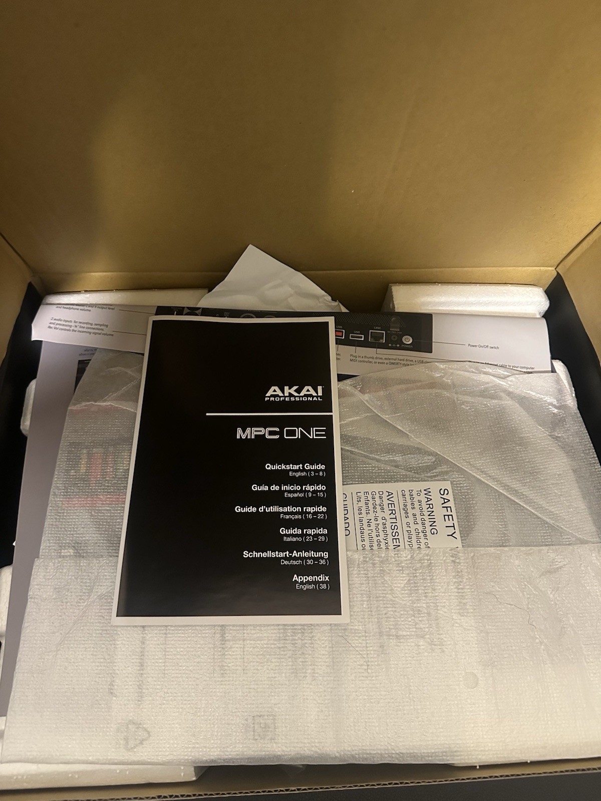 Akai Professional MPC One Sampler & Sequencer 16-Pad Black