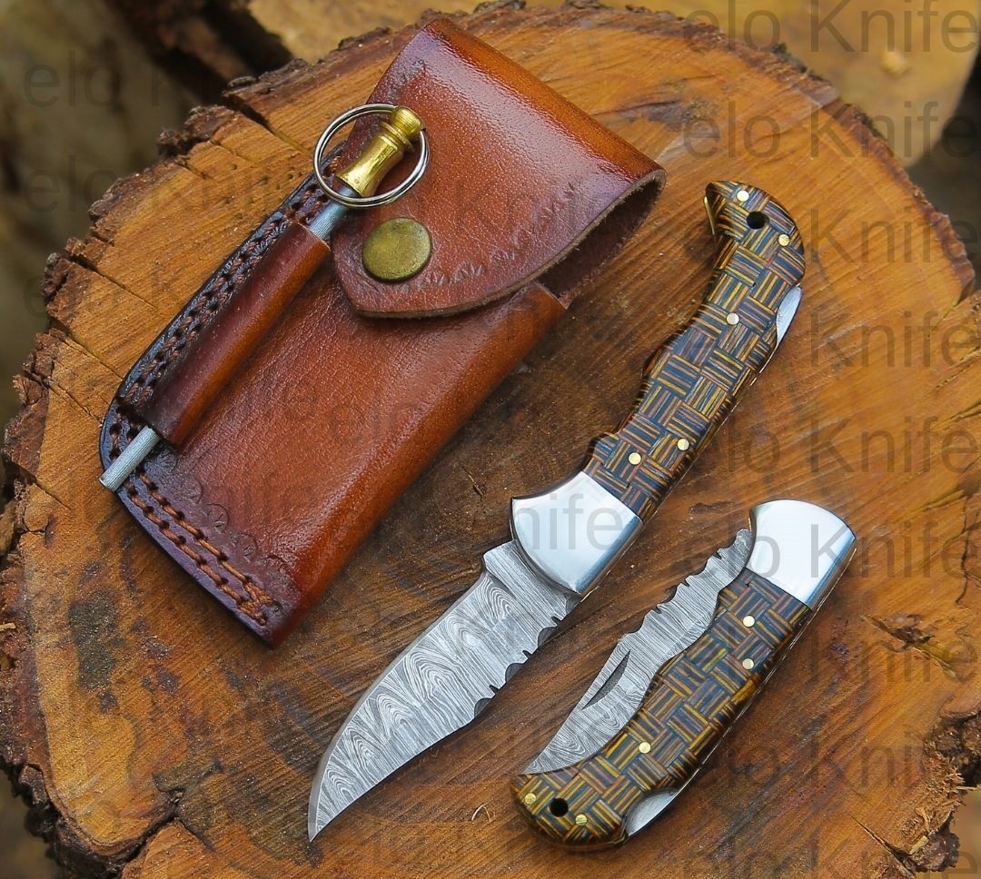 Premier Damascus Pocket Knife Handmade Folding knife Gift for Outdoor Sport