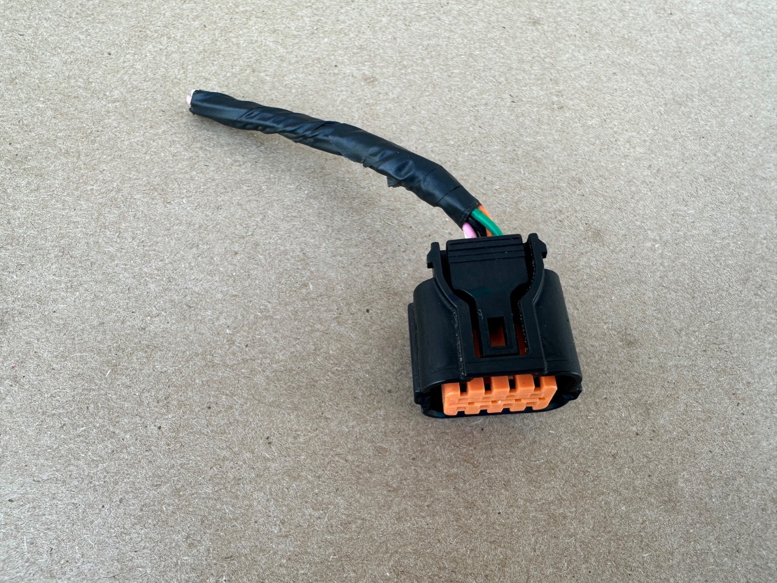2020-2023 Hyundai Sonata OEM Blind Spot Radar Sensor Wiring Socket