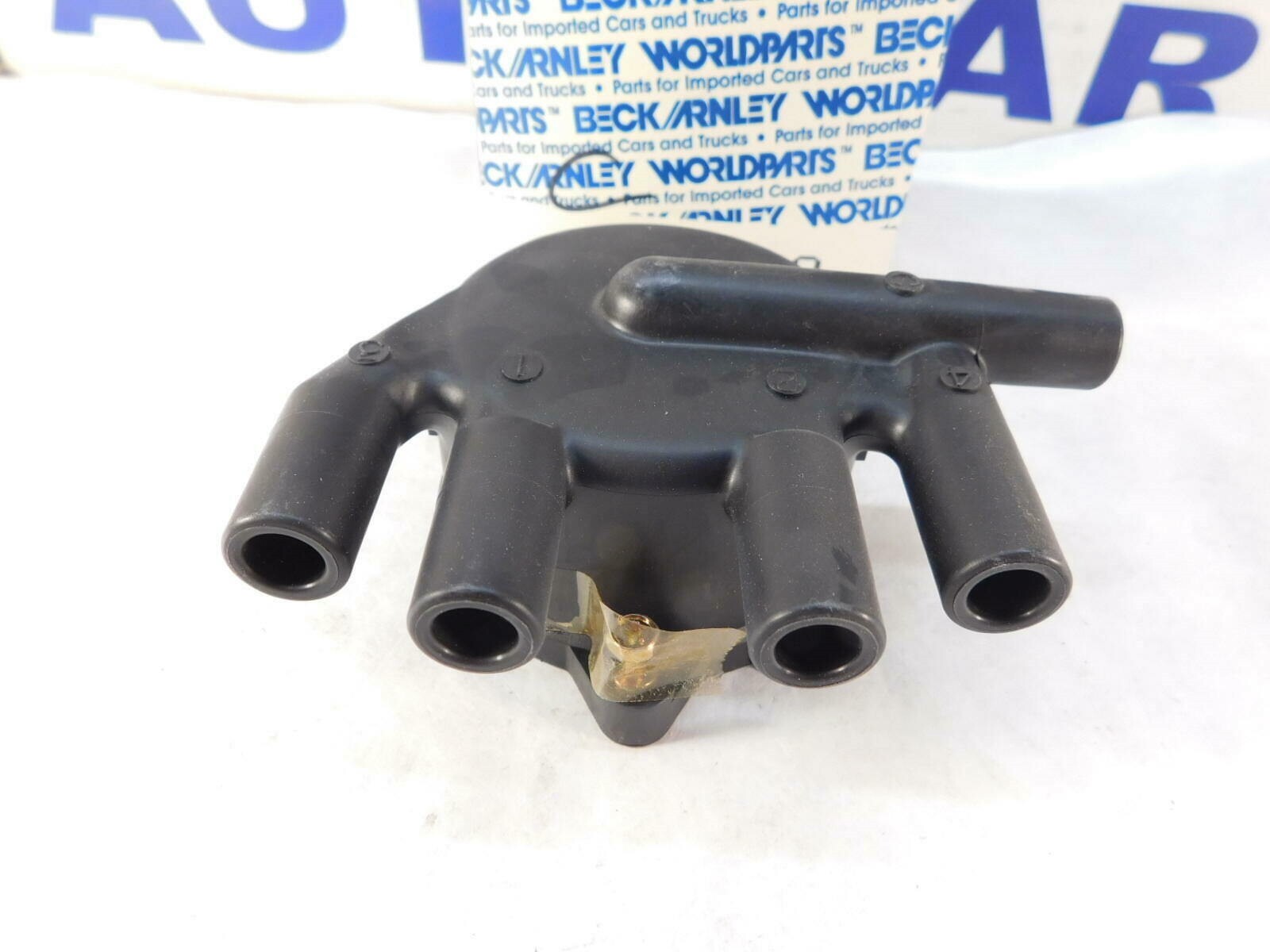 Distributor Cap for HONDA  Beck/Arnley 174-6869   with Hitachi distributor
