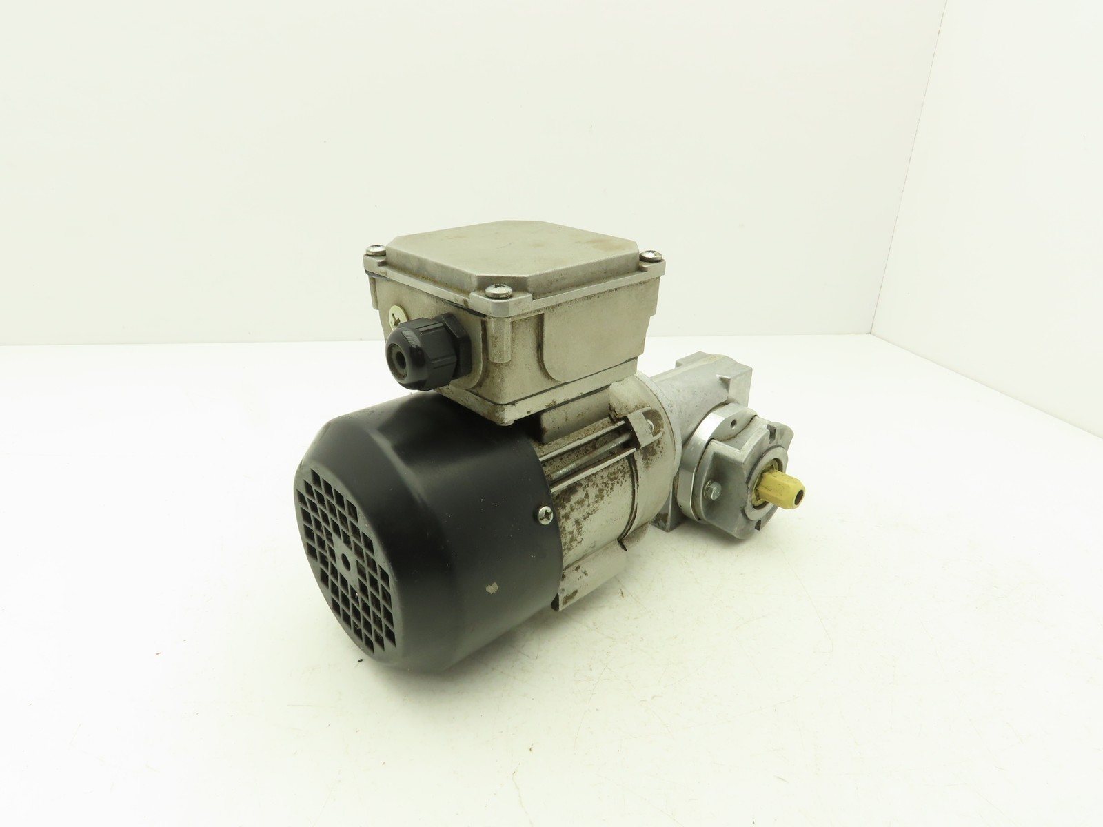 Rexroth 3842547991 Gearmotor Speed Reducer  112rpm 15:1 Ratio 230/460V 3Ph