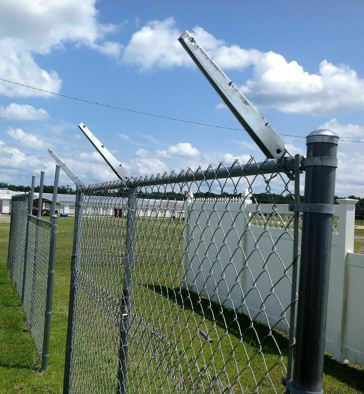 Extend-A-Post Barbwire Extension 1' Long -Fits a 1-5/8" Top Rail - 6 Pack