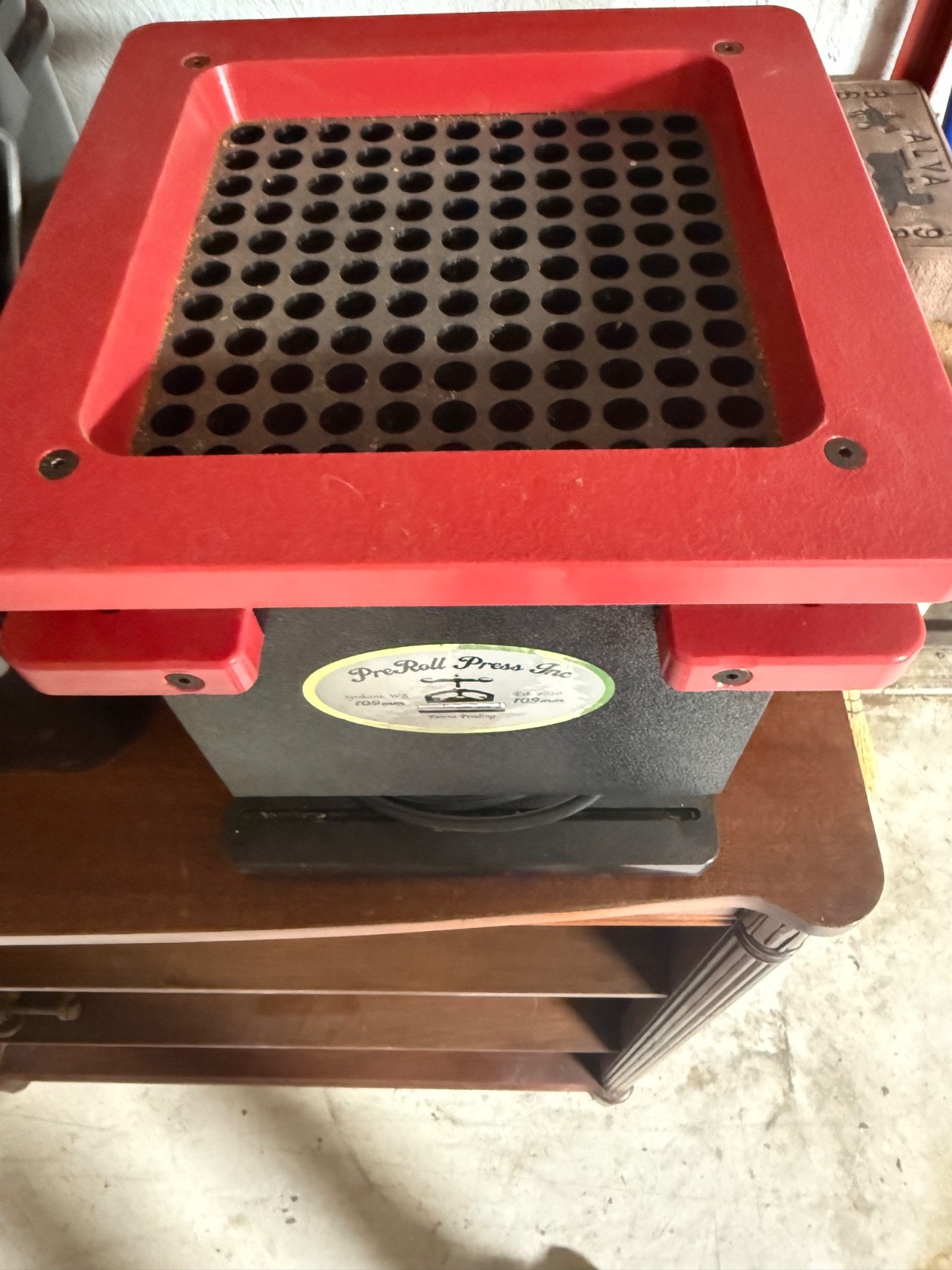 Pre-Roll Press Fill and Fold