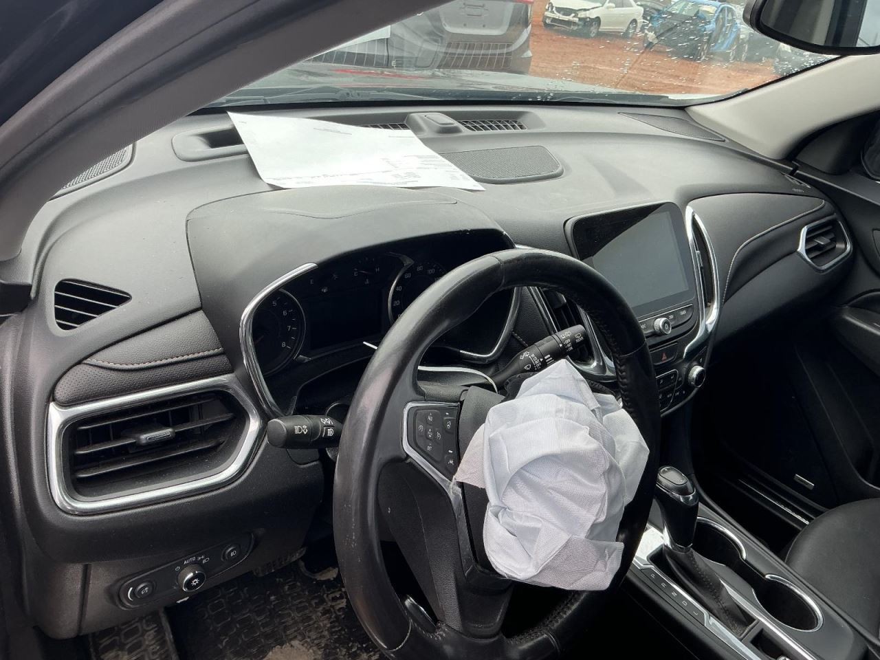 EQUINOX 2019 Glove Box 4935673