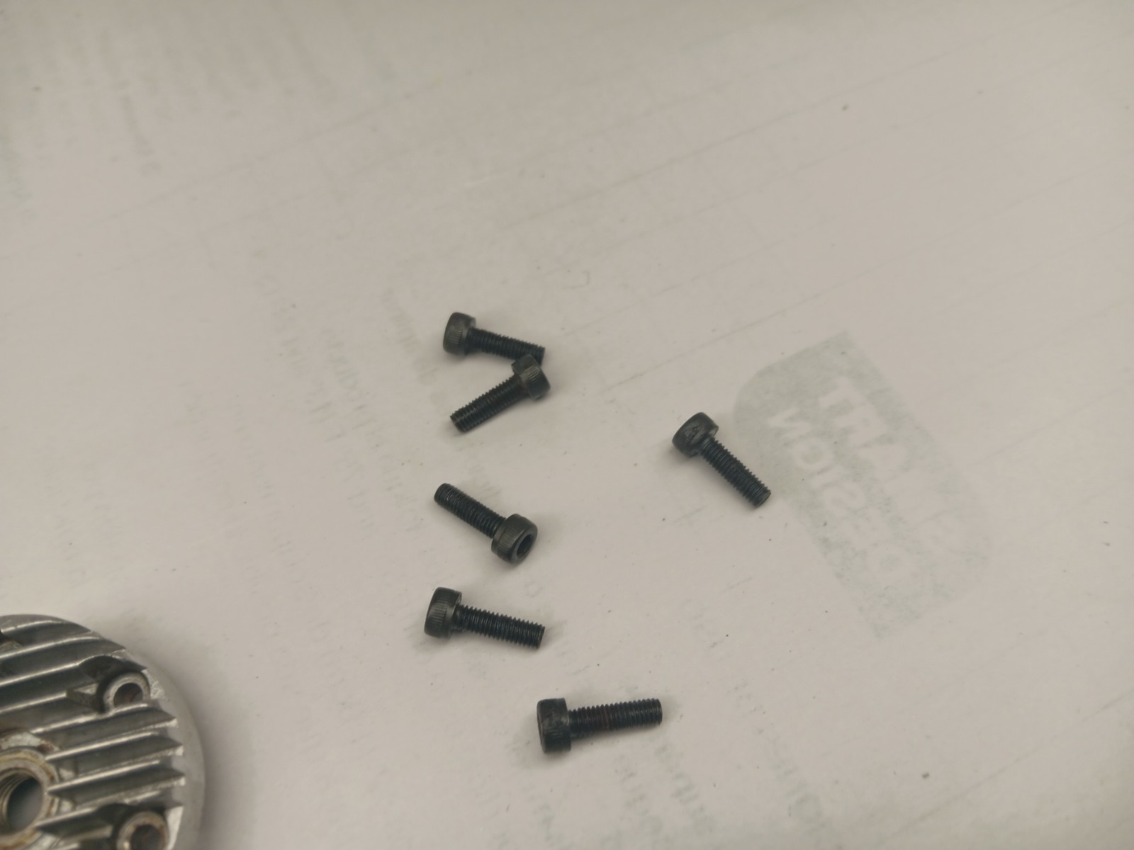 OS MAX FP 40 RC Engine Cylinder Head & mounting Screws