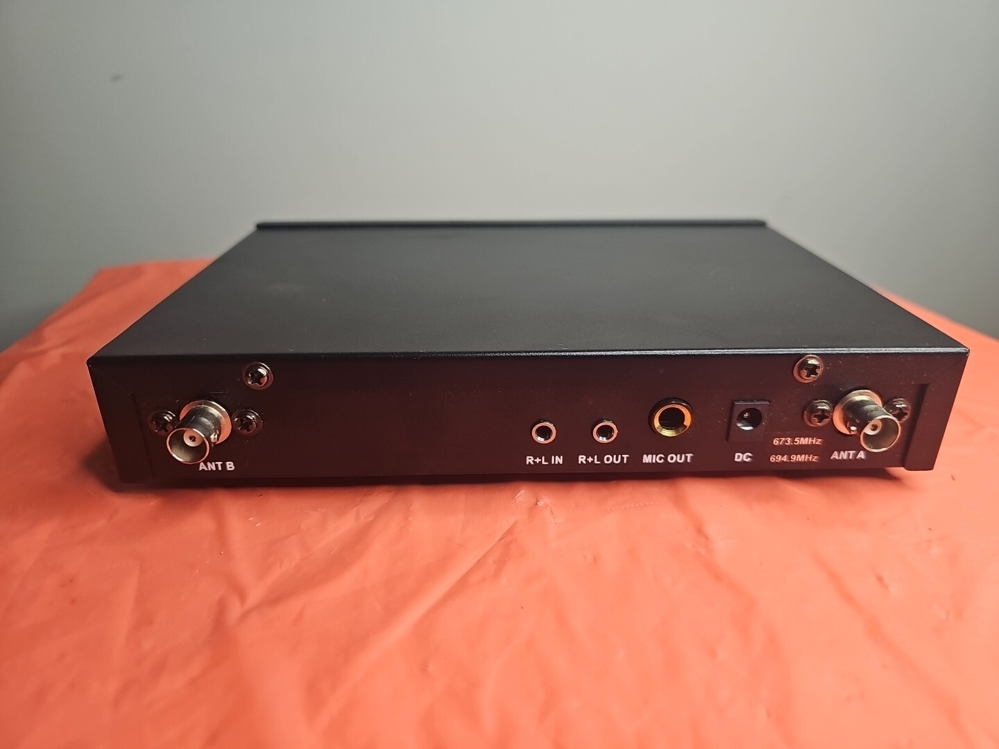 Kithouse S9 UHF Wireless Receiver