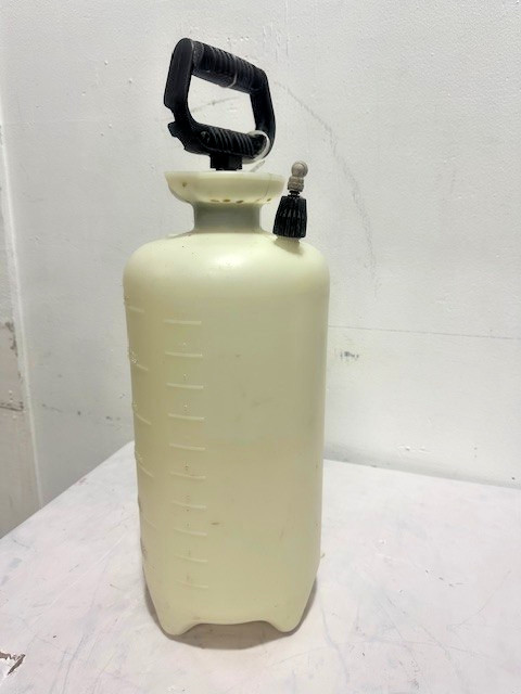 FLAVORBURST 3 GALLON SAN 740 SANITIZER TANK