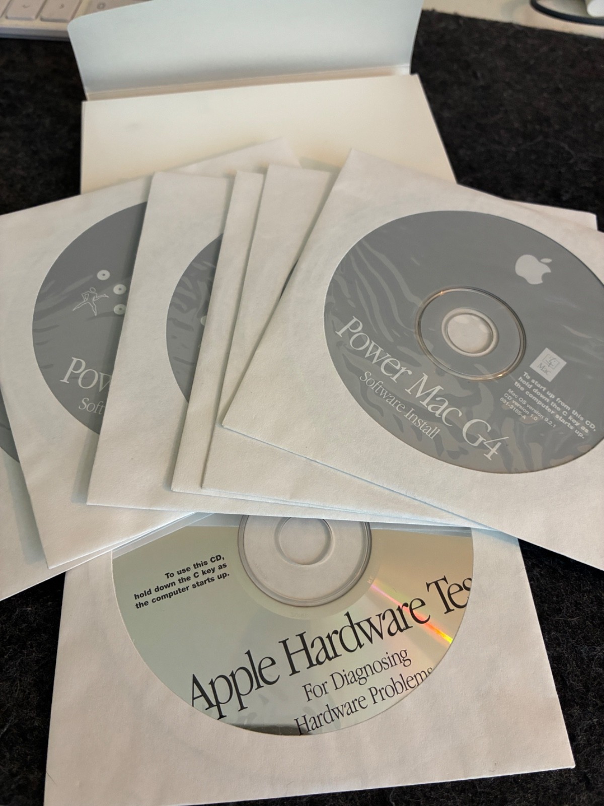 Apple Power Mac G4 Software Restore 1-4 Version 9.2.1, 10.1 CD Version 1.0
