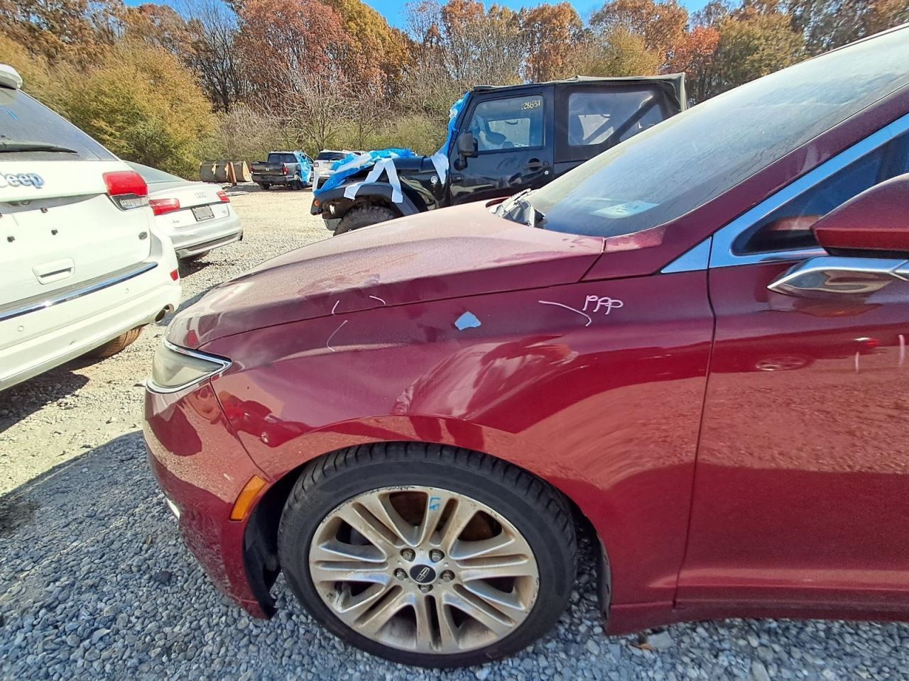 MKZ 2014 Glove Box 4874091