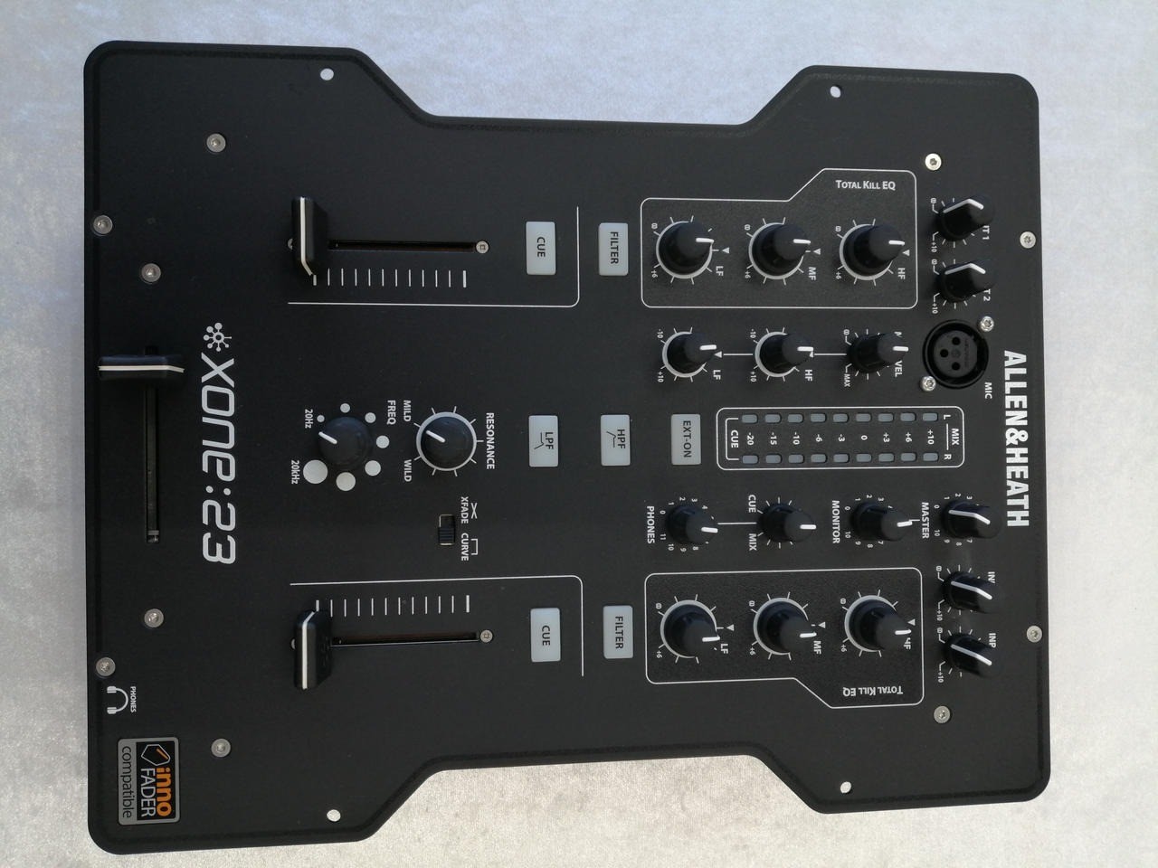 Allen & Heath XONE:23 Professional 2+2 Channel DJ Mixer Analog w/ Box Tested
