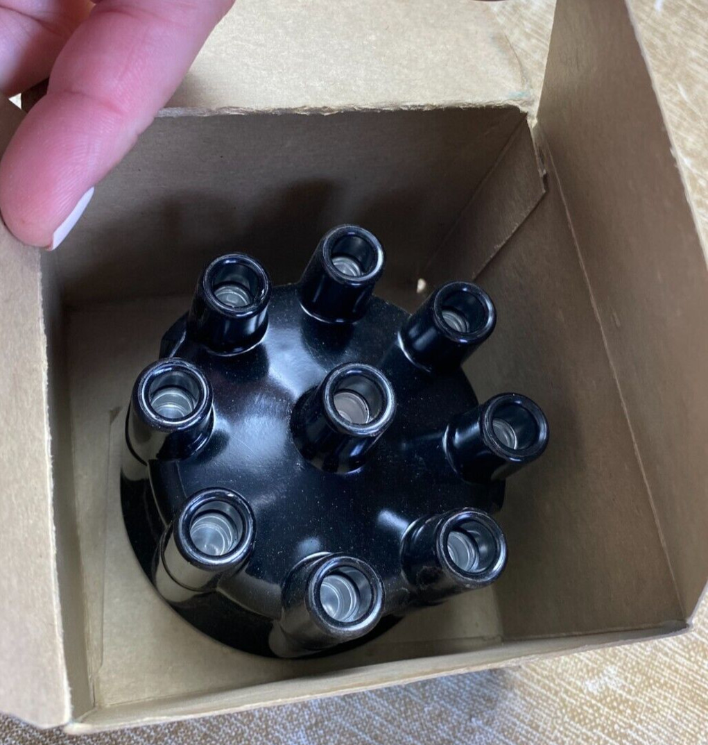 NOS CHRYSLER DISTRIBUTOR CAP REPLACES CH-216