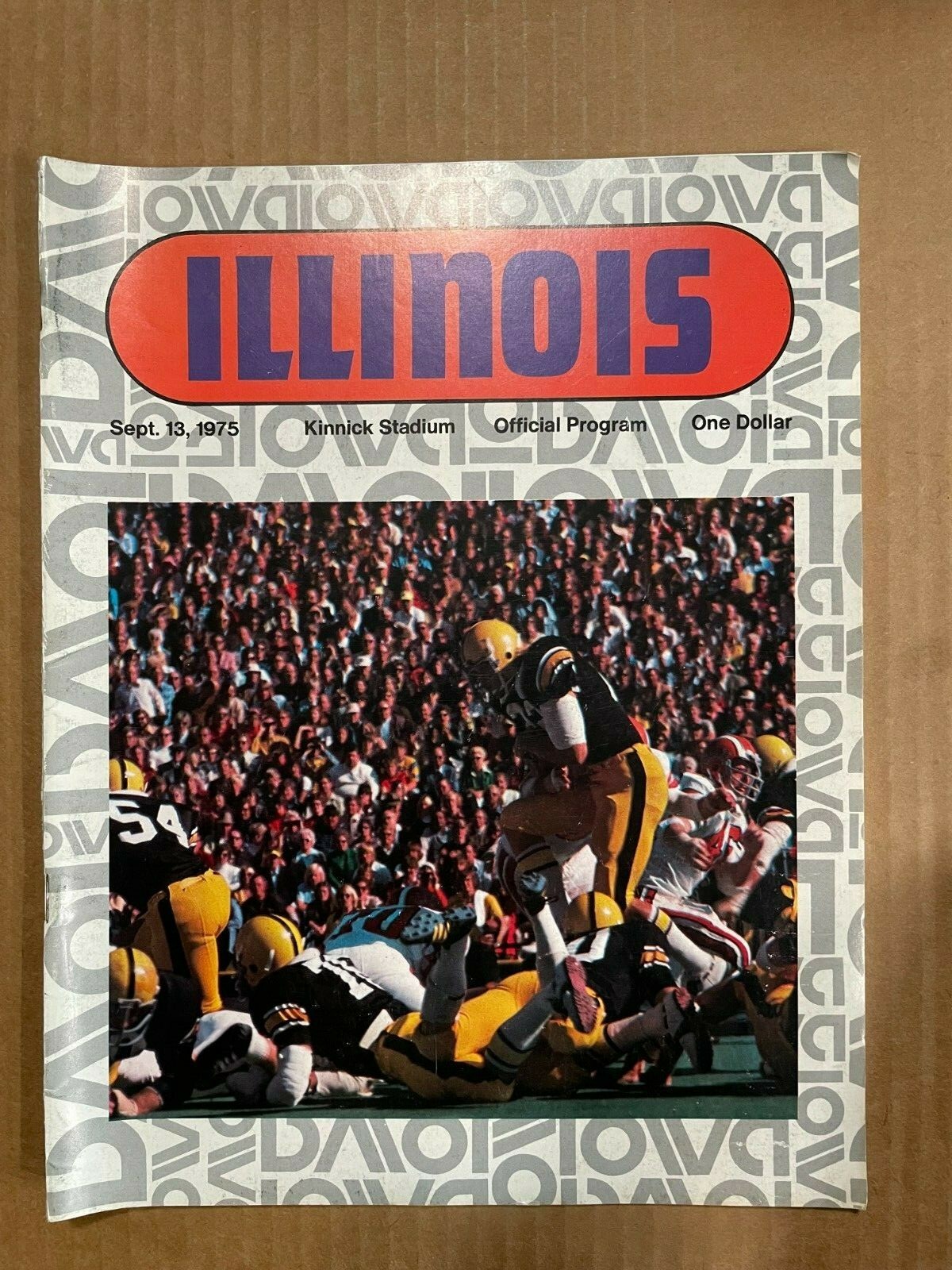 IOWA HAWKEYES Vs Illinois FOOTBALL Program 1975 Sep 13