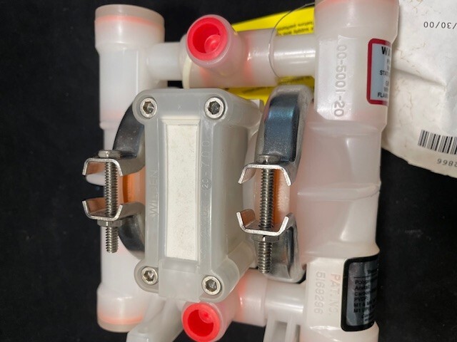 Weldon 1/4" plastic pump - NEW