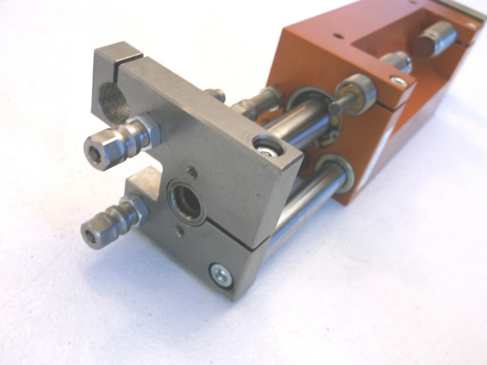 Meto-Fer VE-82-09-33 Precision Linear Actuator / Slide New
