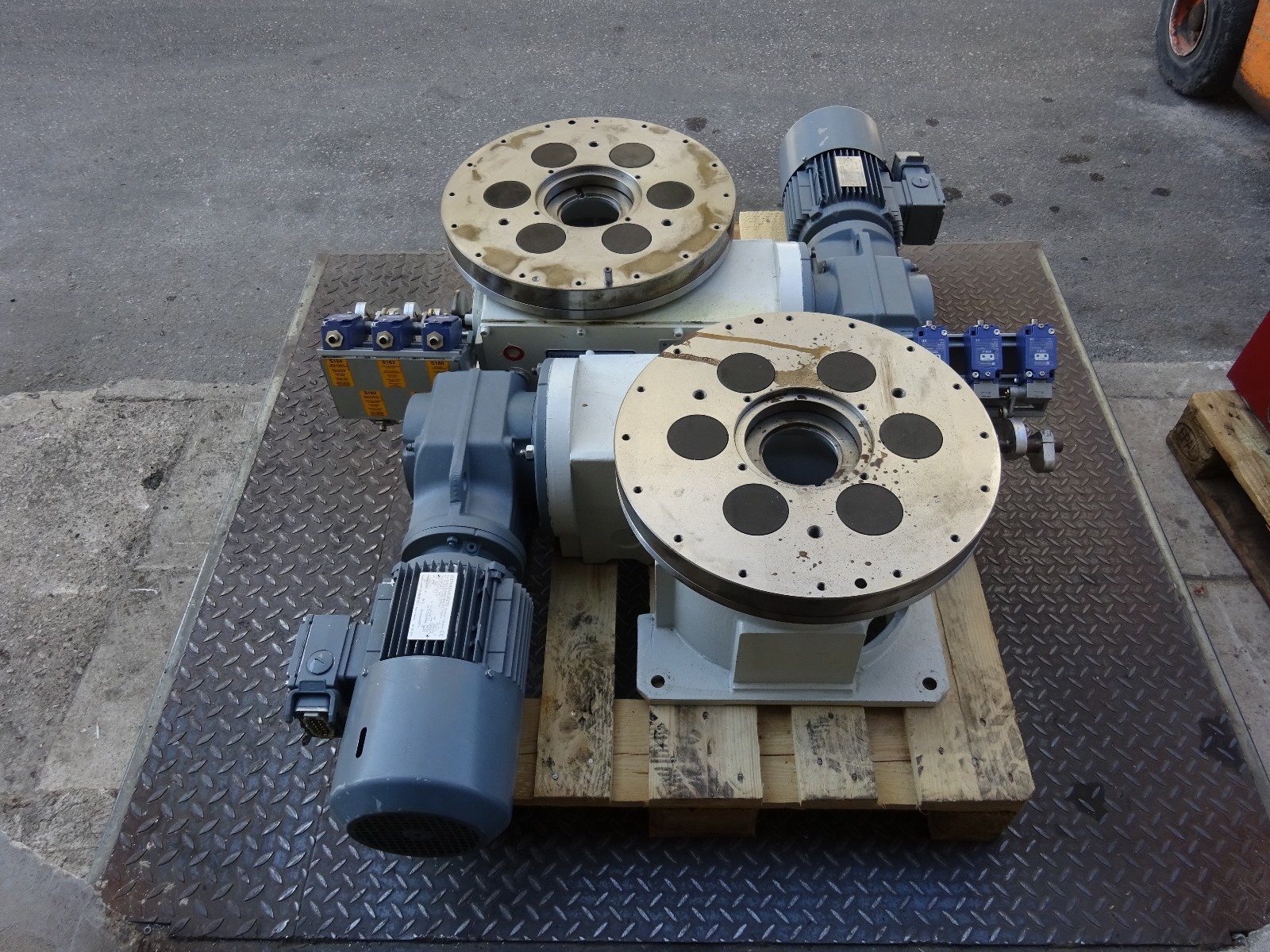 Expert rotary round table EDA450/0185/2