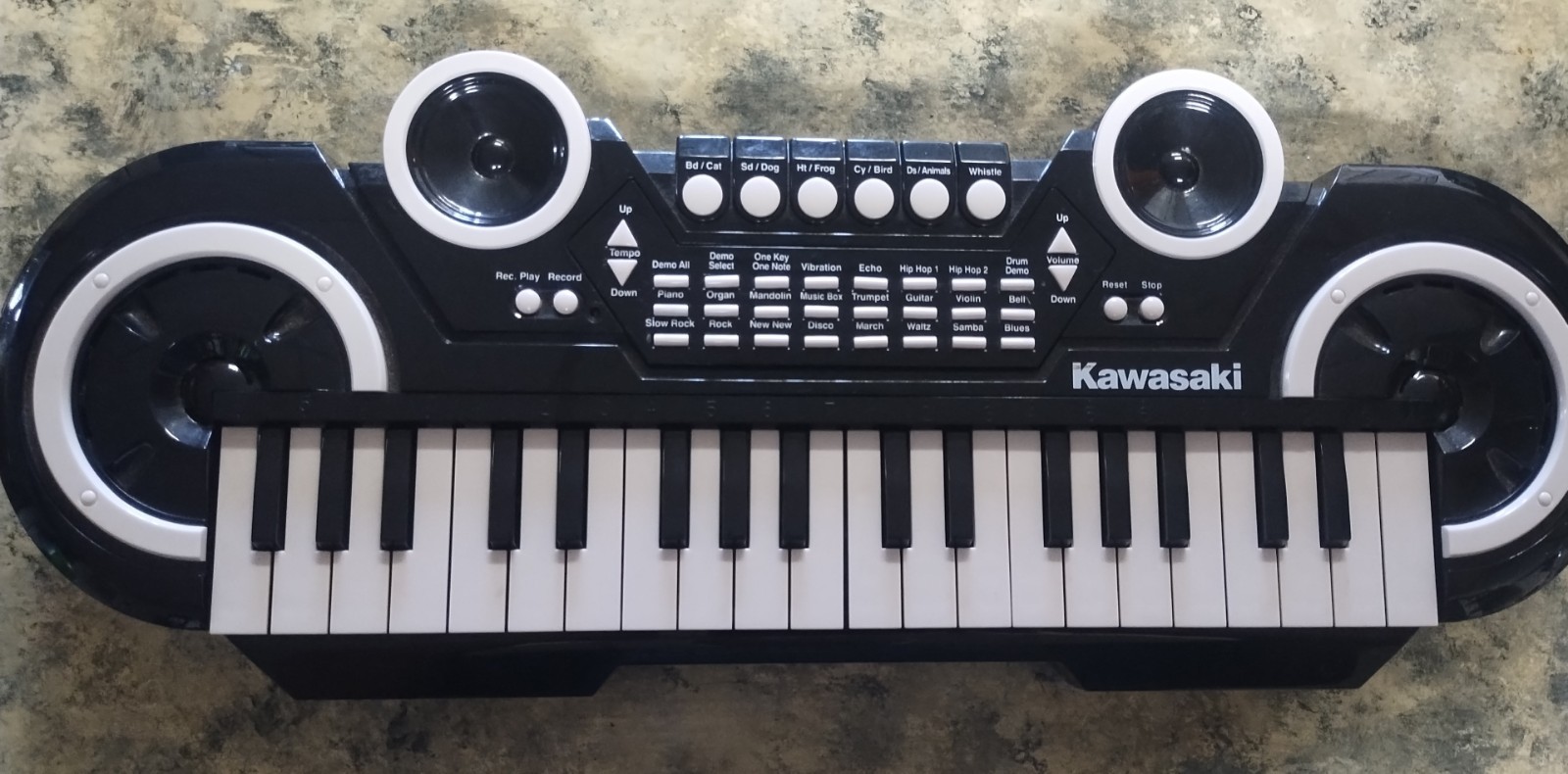 Kawasaki Electronic Keyboard (37 Keys, Tested, Works Great!)