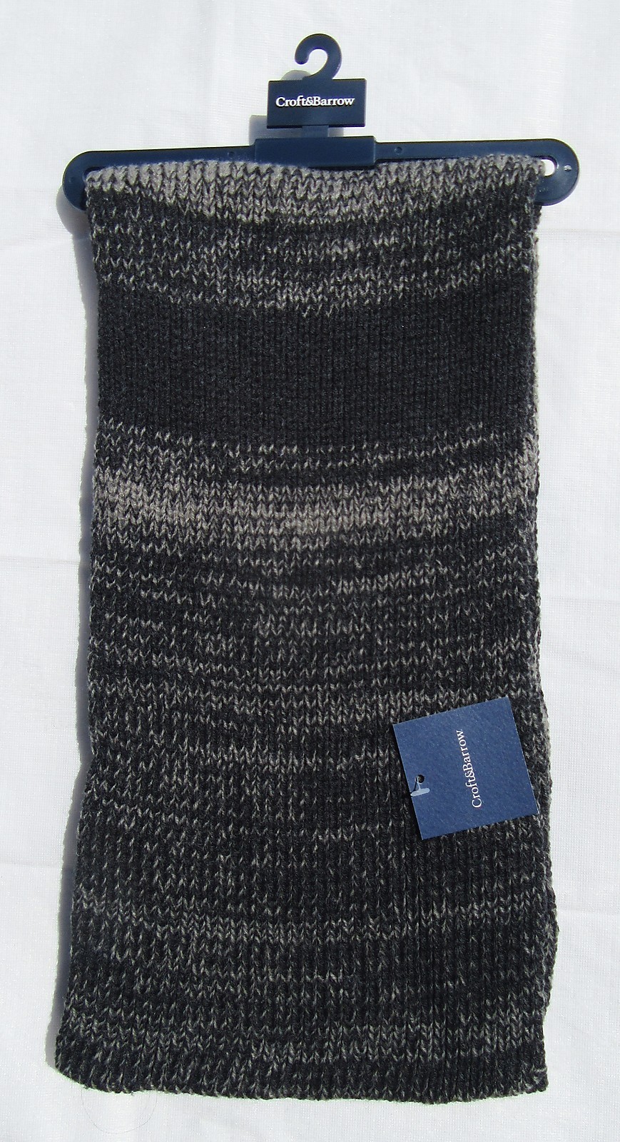 NWT MEN'S ONE SIZE CROFT & BARROW PHANTOM GRAY STRIPED KNIT SCARF 65" LONG 8" W