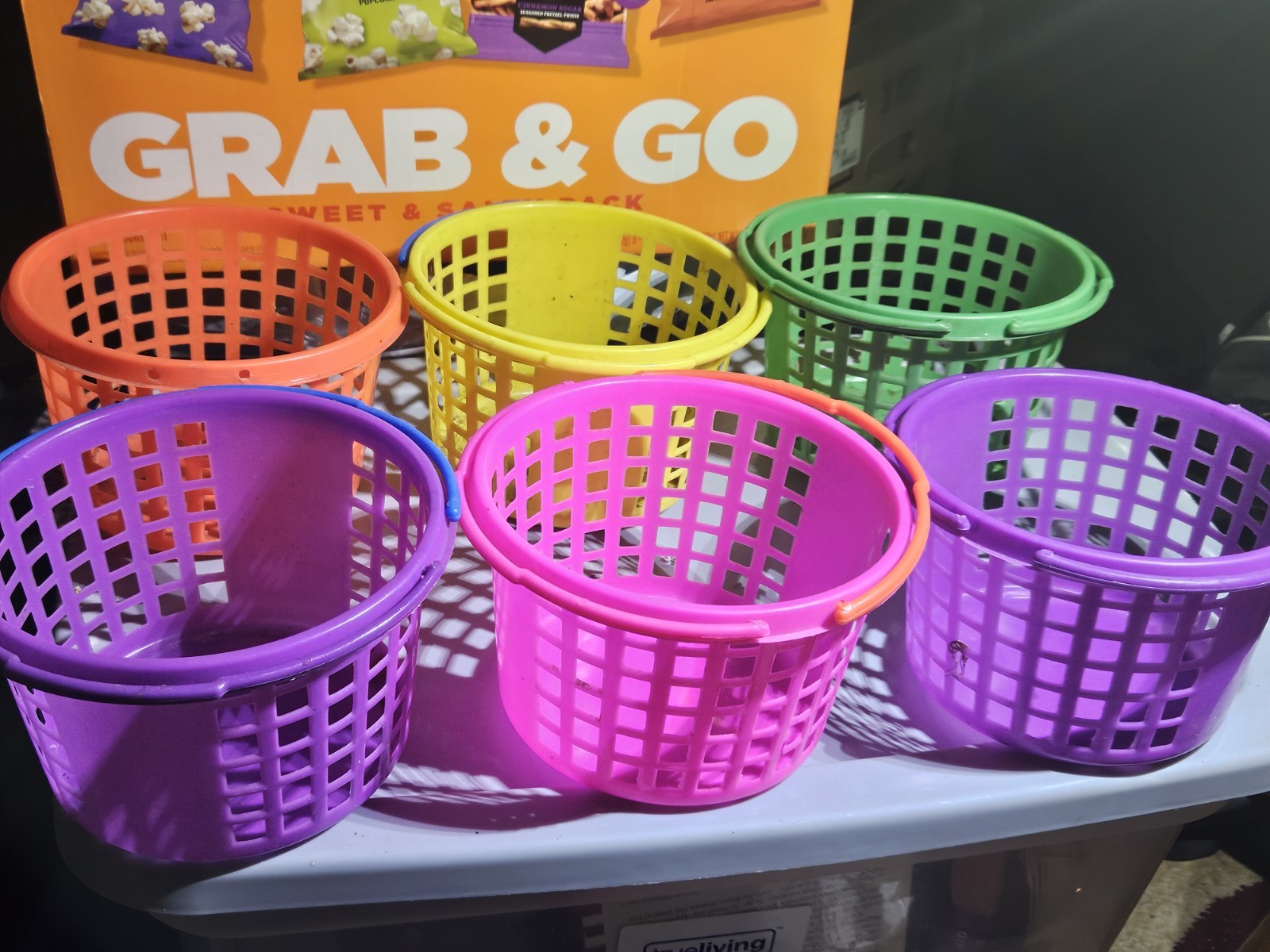 6 Multi-color Mini Plastic Easter Egg Baskets