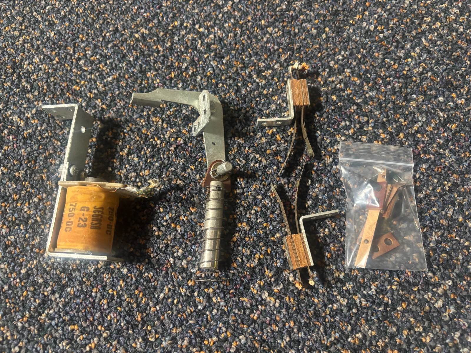SONIC/WILLIAMS LEFT SLING SHOT ASSEMBLY FOR PARTS AS-IS USED G-23/750 DC