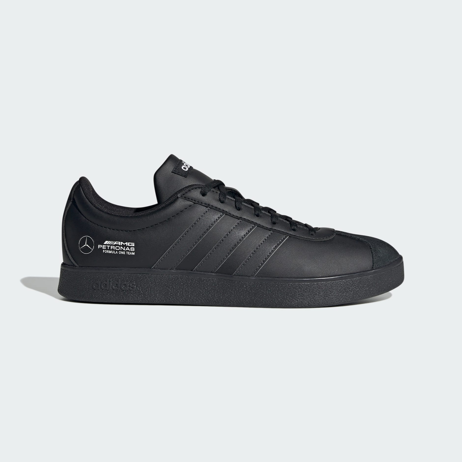 Adidas Men's MERCEDES AMG PETRONAS FORMULA ONE TEAM VL COURT JR1067