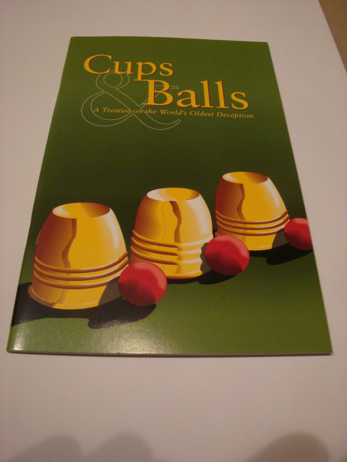 CUPS & BALLS BOOK TEACHES SLEIGHT OF HAND TECHNIQUES DECEPTION MAGIC TRICKS