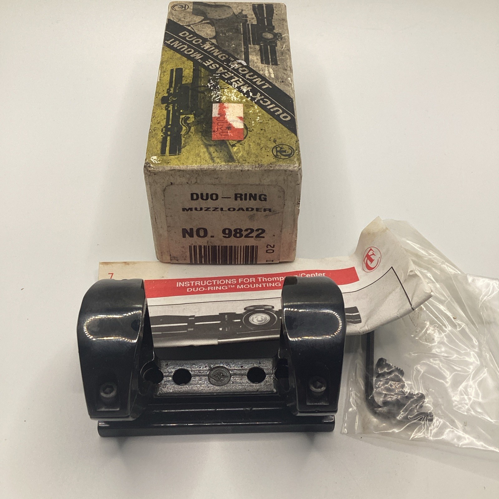 Thompson / Center Arms Co DUO RING MOUNT  MOUNT 9822–MUZZLOADER Black box/ paper