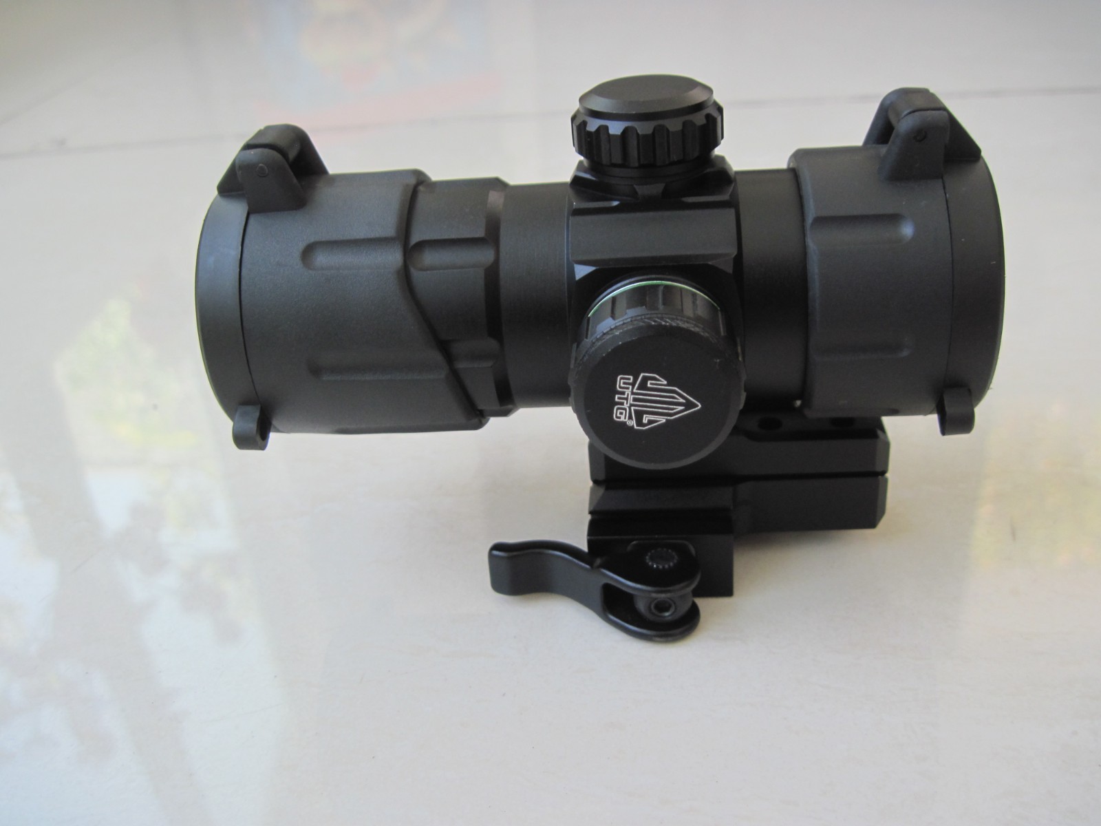 UTG RED & GREEN DOT LASER RIFLE HUNTING SHOOTING SIGHT