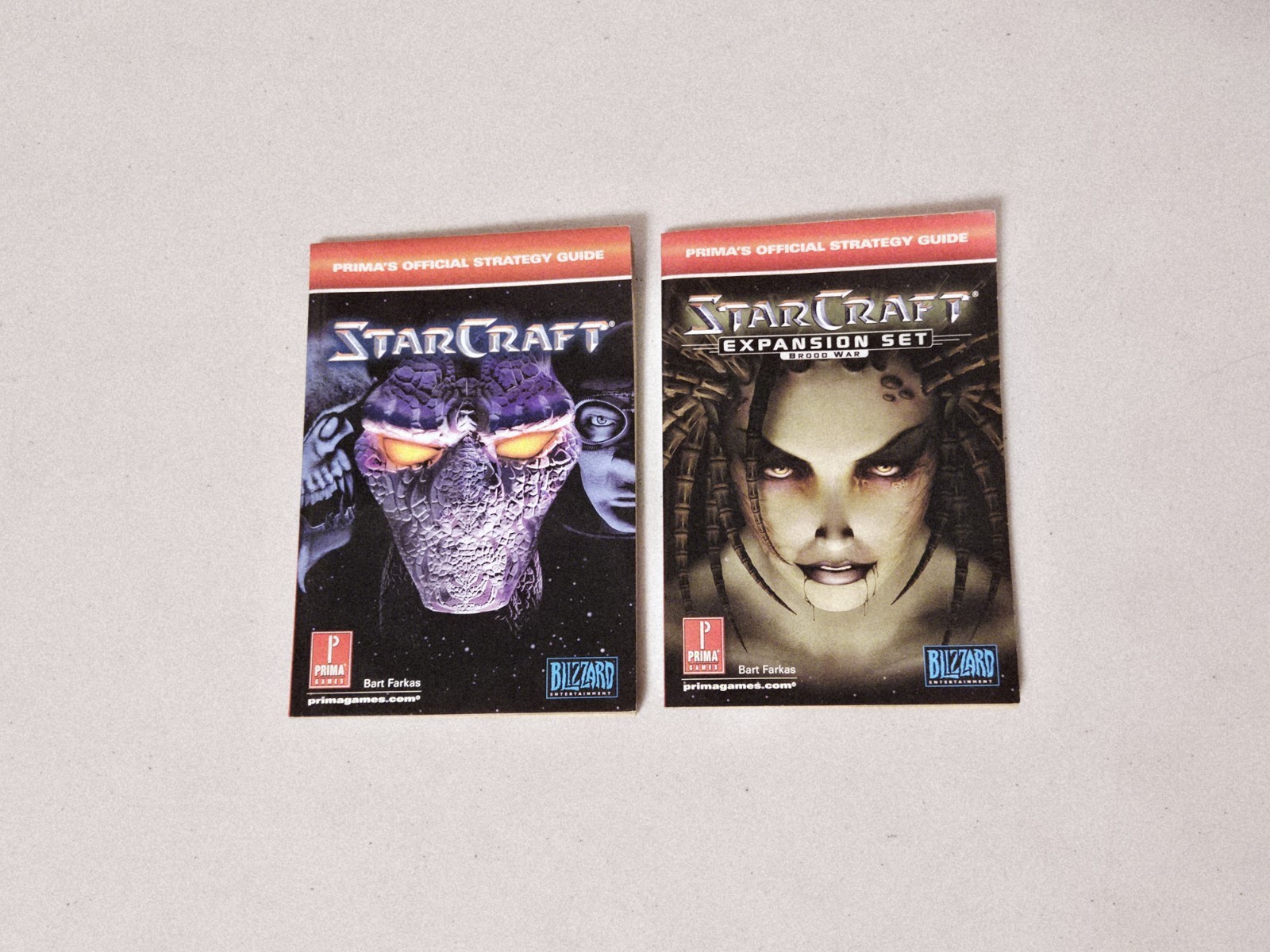 Vintage StarCraft & Brood War Expansion Set Prima's Official Strategy Guides