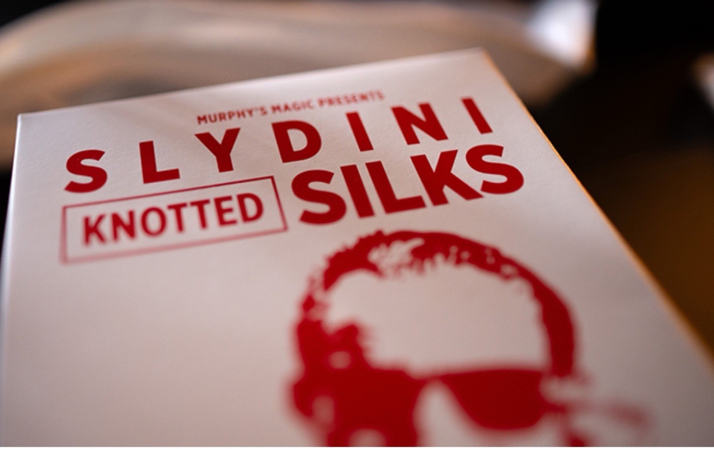 Slydini's Knotted Silks (White / 24 Inch) by Slydini Plus online Tutorials