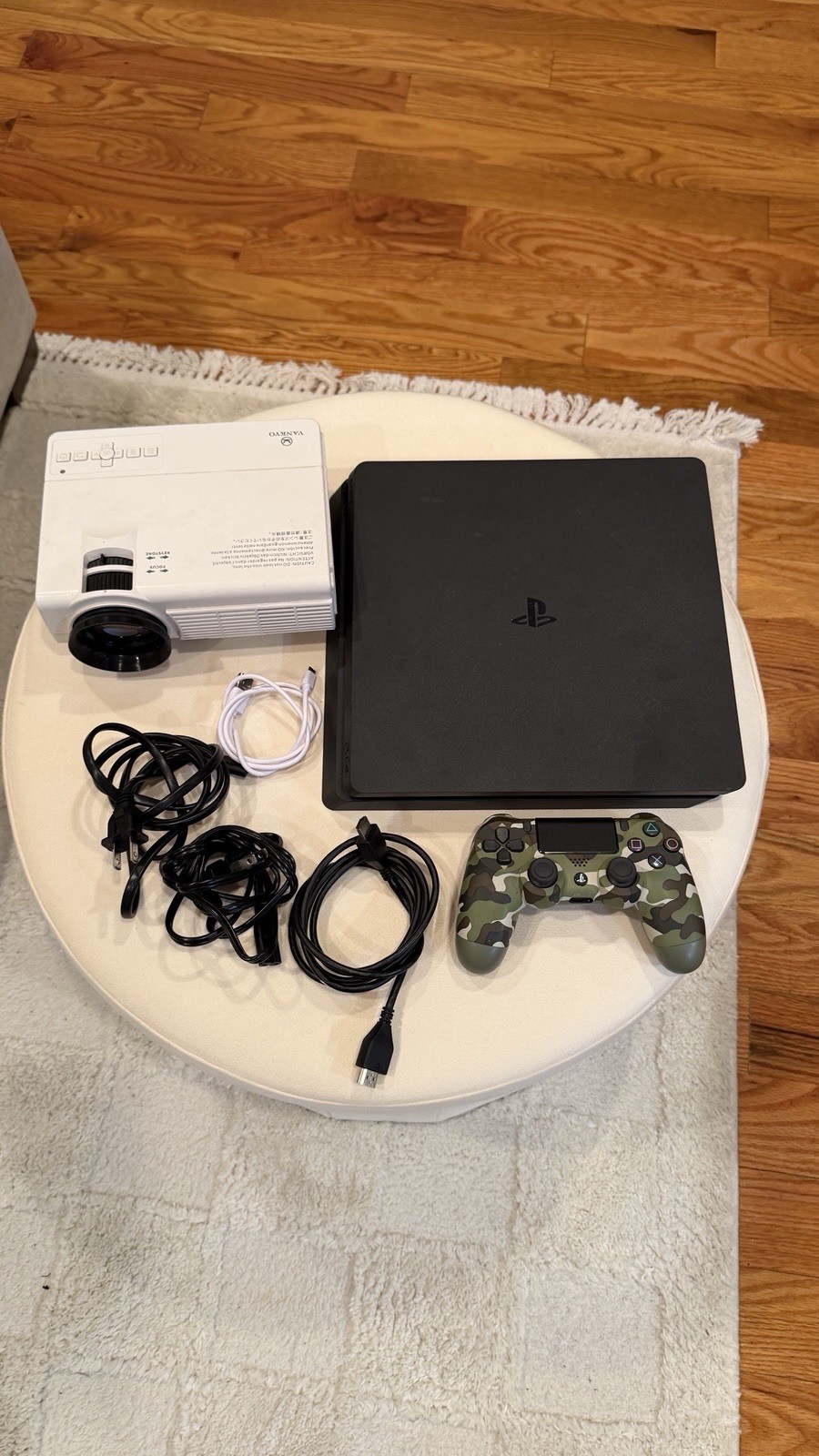Sony PlayStation 4 Slim 1TB Bundle VANKYO Projector Controller Cables
