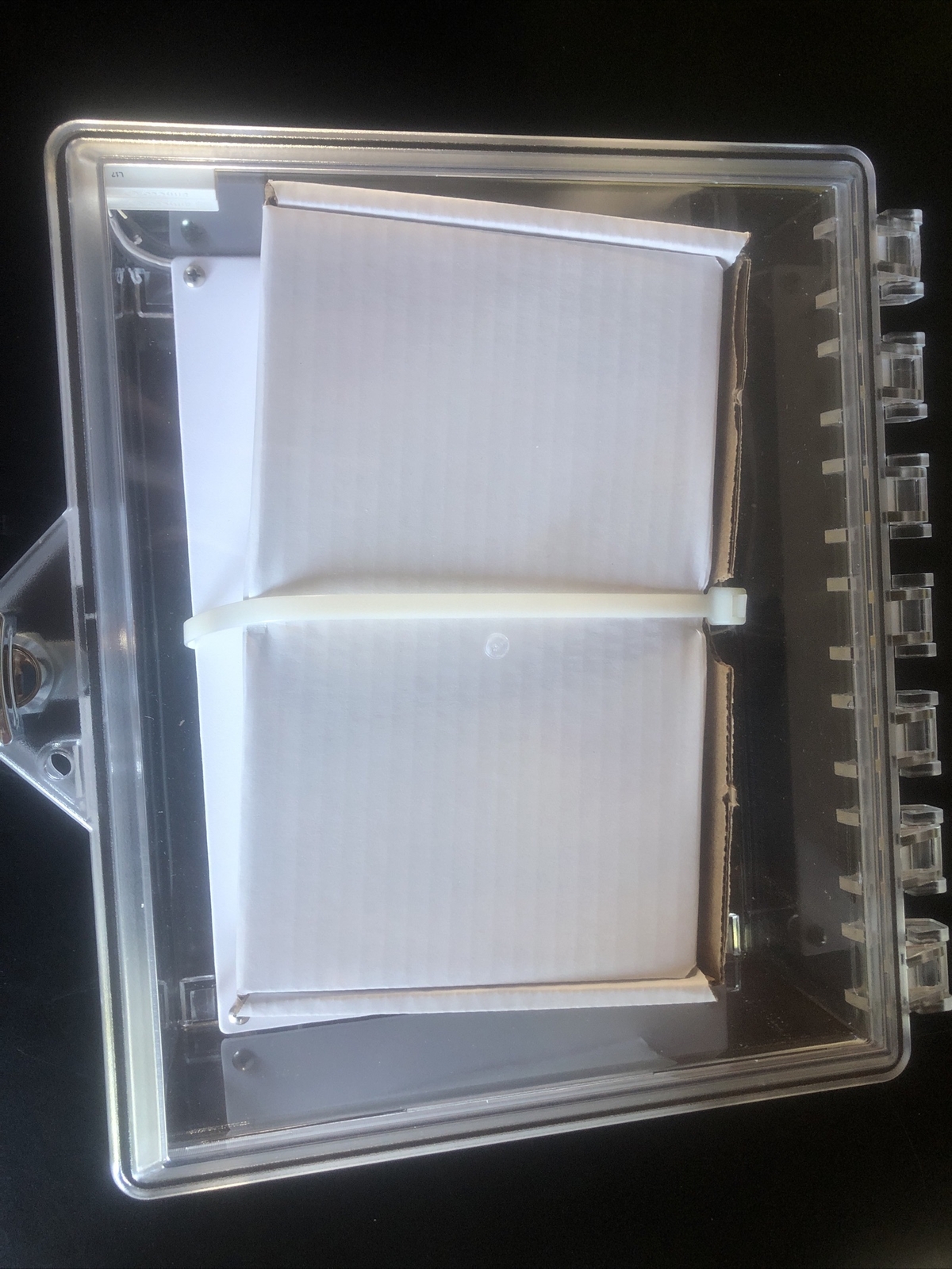 STI-7523 Protective Cabinet
