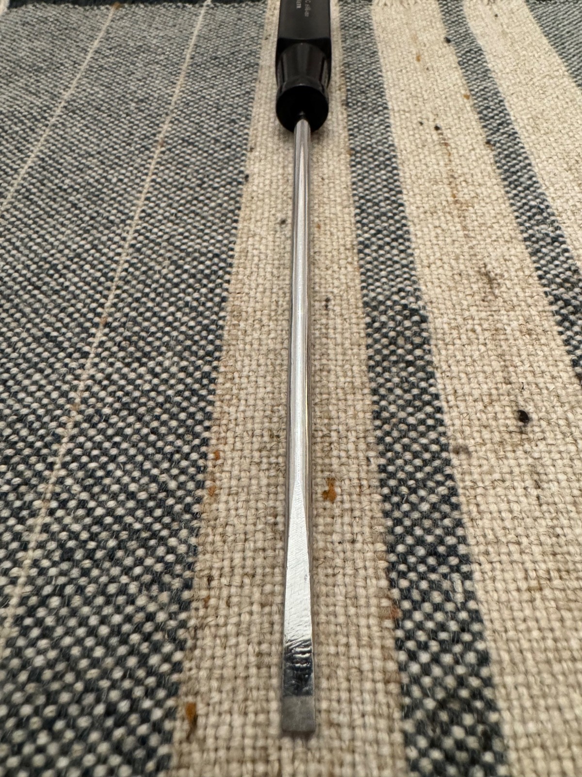 Snap-On SSDE46C Electronic Thin Blade Flat Screwdriver 1/8” Tip Clean