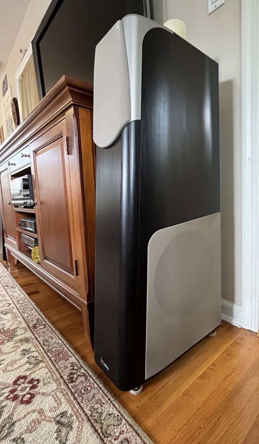 Surround Sound Speaker System