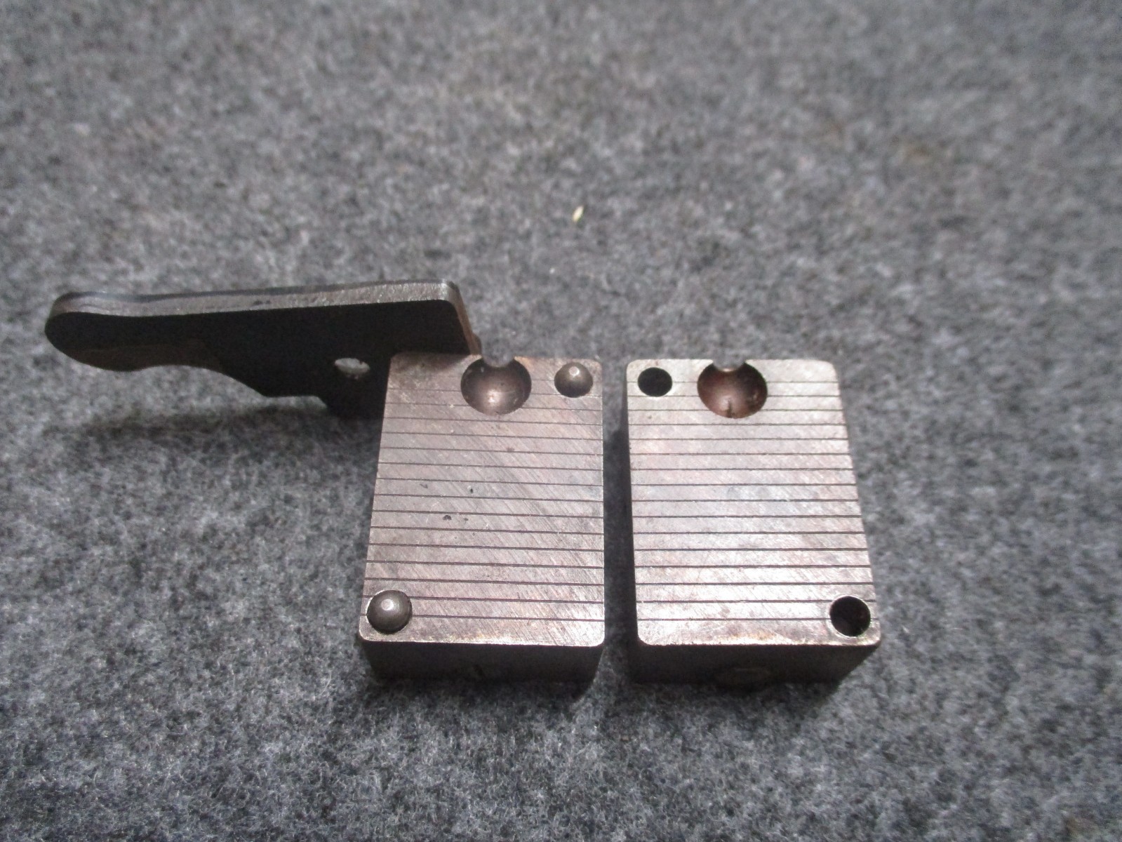 Lyman Single Cavity 323 Round Ball Bullet Mold