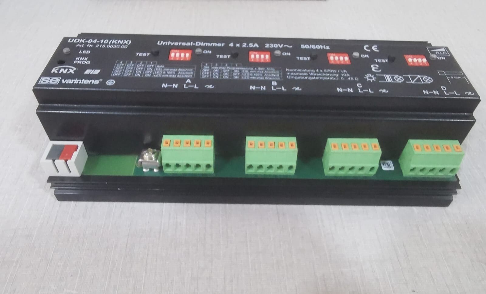 Varintens UDK-04-10 (KNX) Universal Dimmer