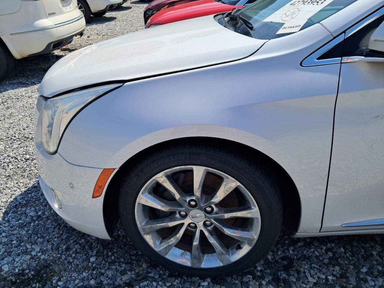 XTS 2016 Glove Box 4793943