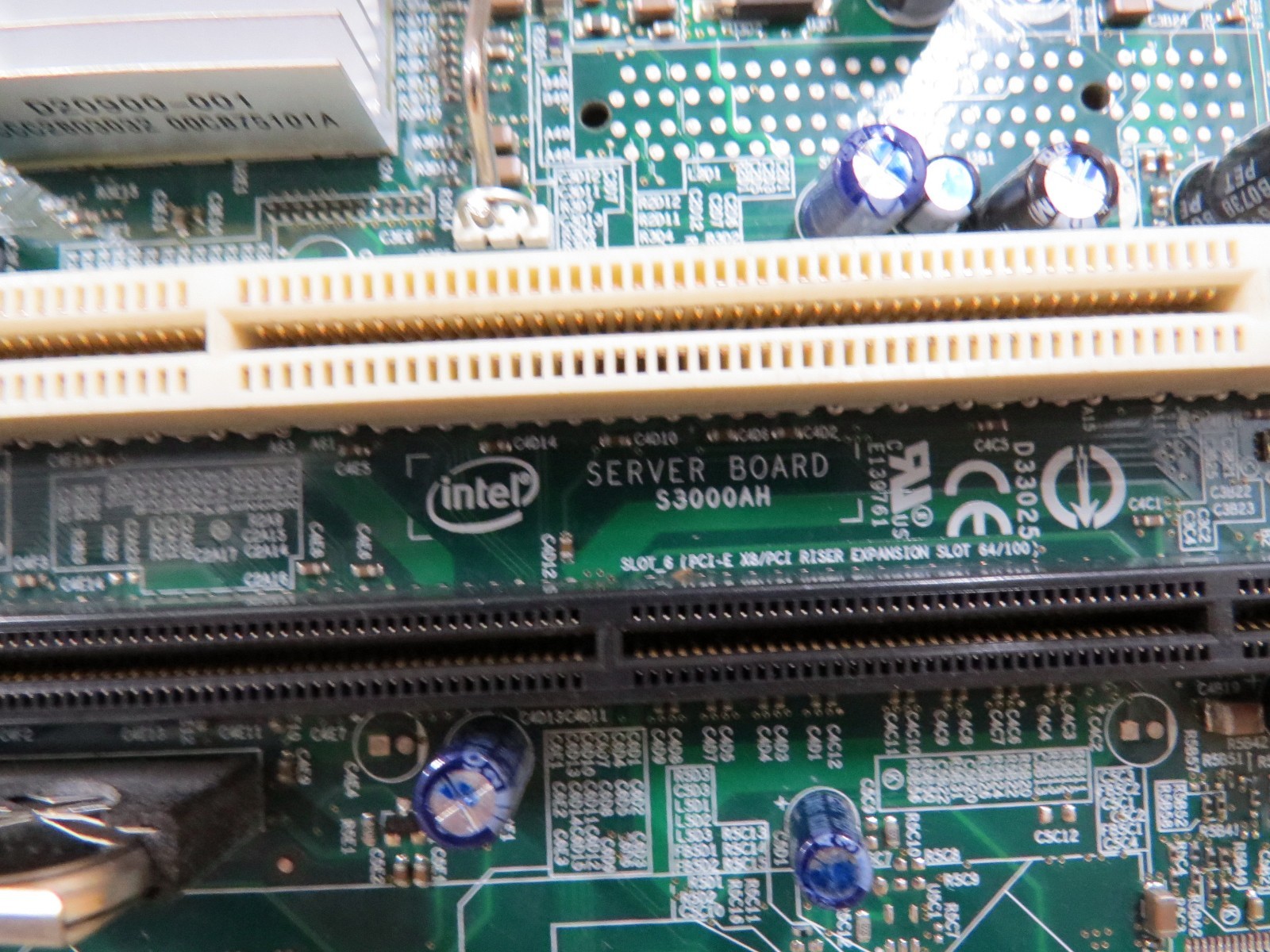 Intel S3000AH D40859-207 Socket LGA775 DDR2 PCI ATX Server Board TESTED