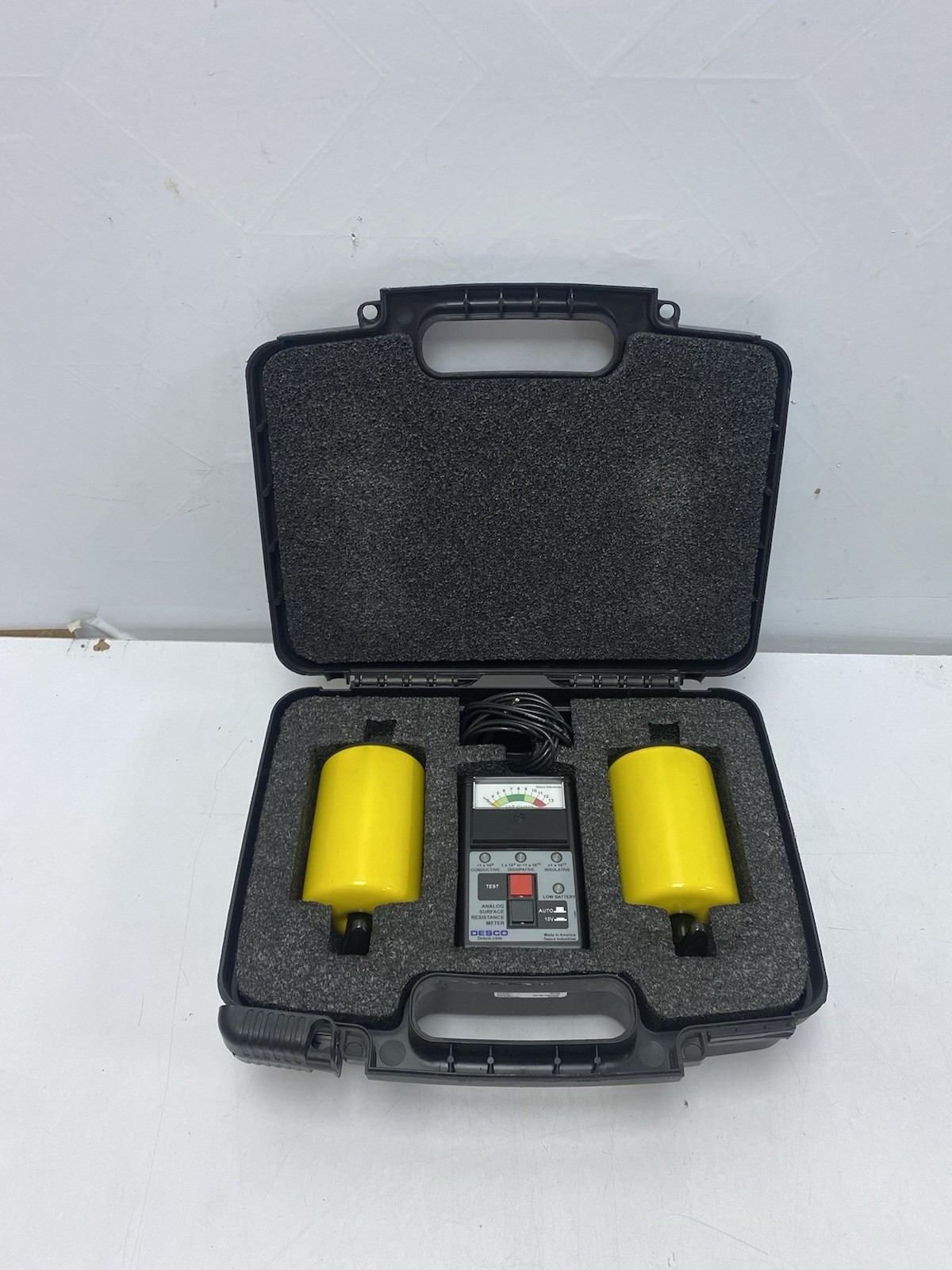 DESCO 19784 ANALOG SURFACE RESISTANCE METER KIT