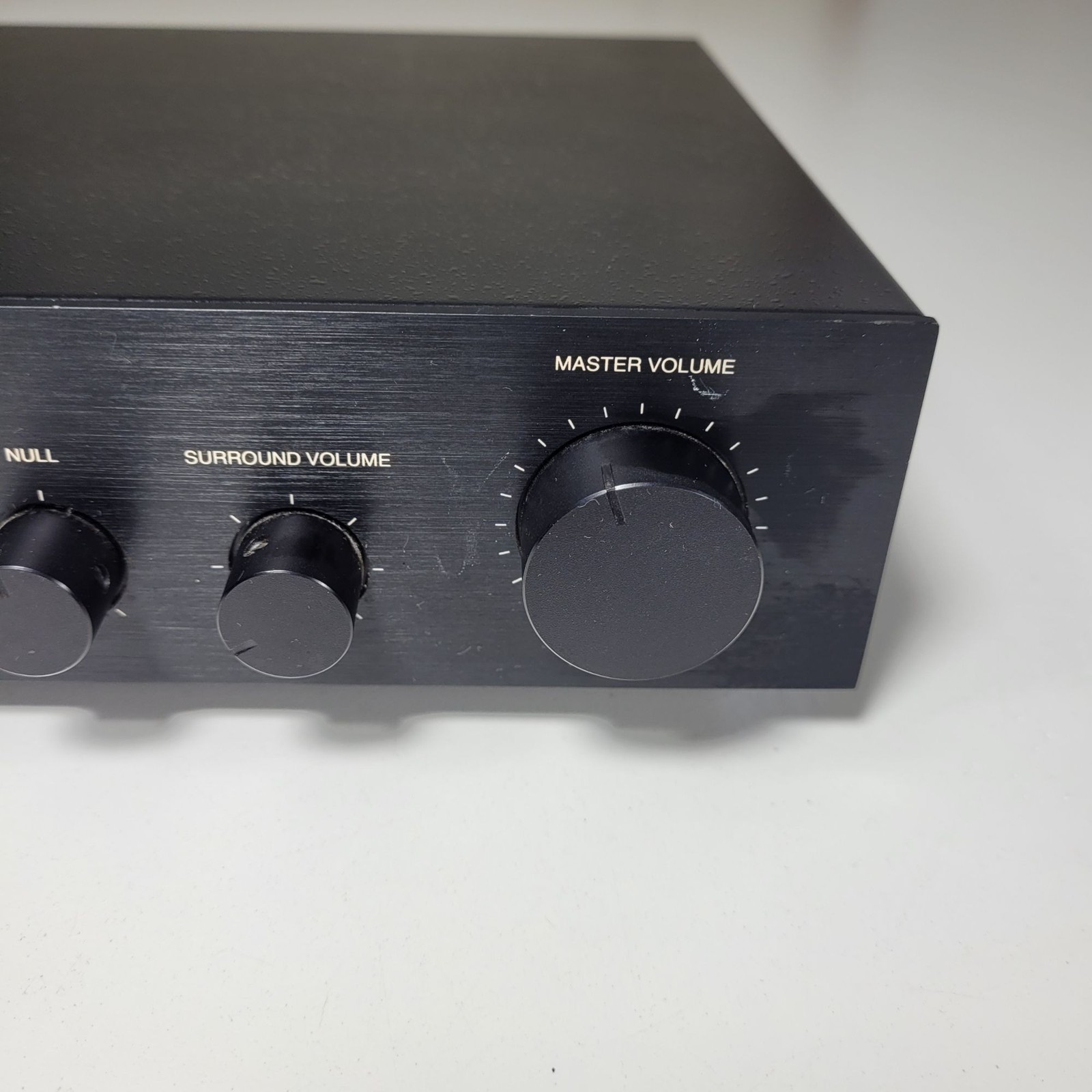 Heath AD-2550 Surround Sound Processor Heathkit - Powers On